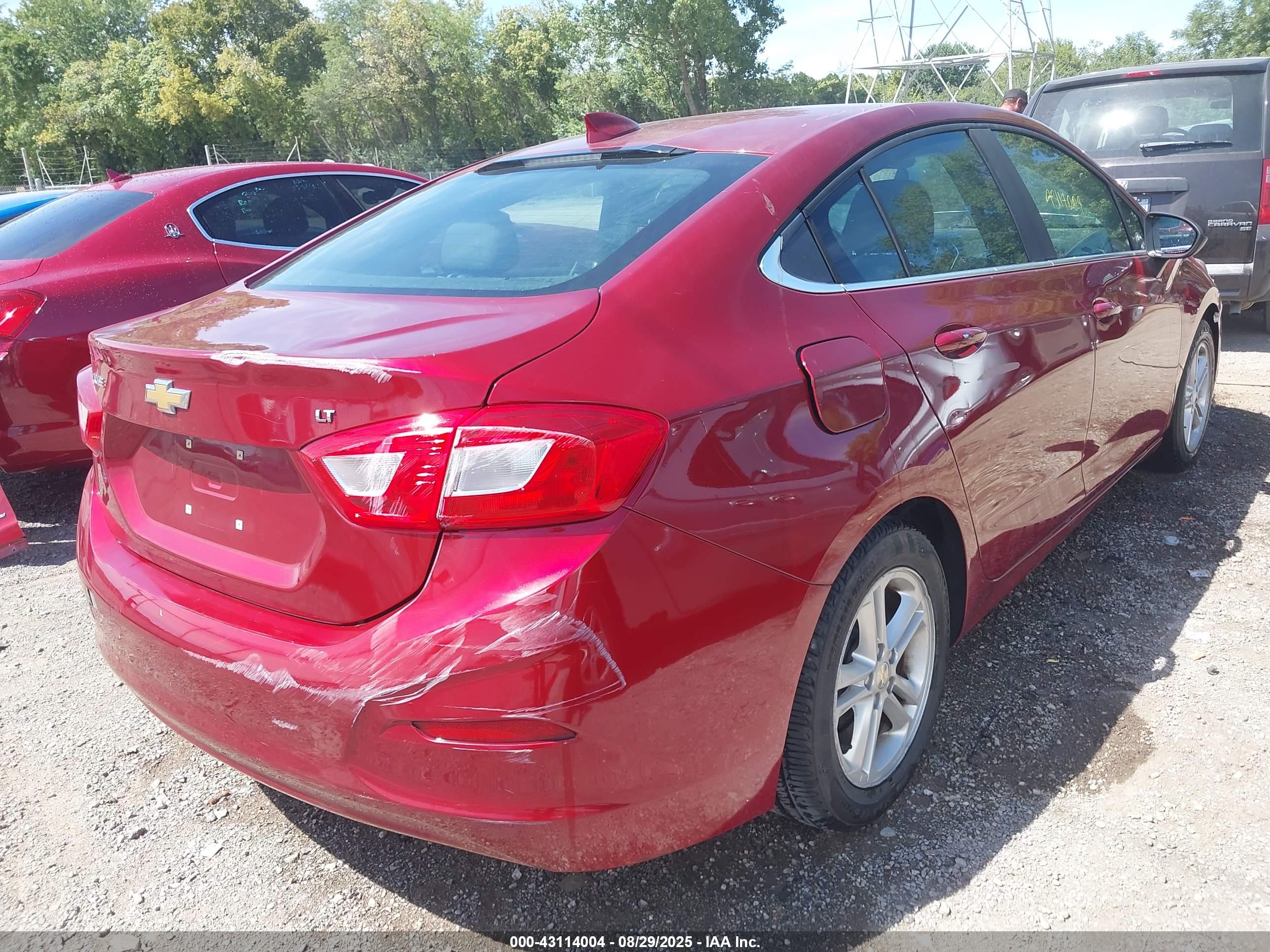 CHEVROLET CRUZE image 4
