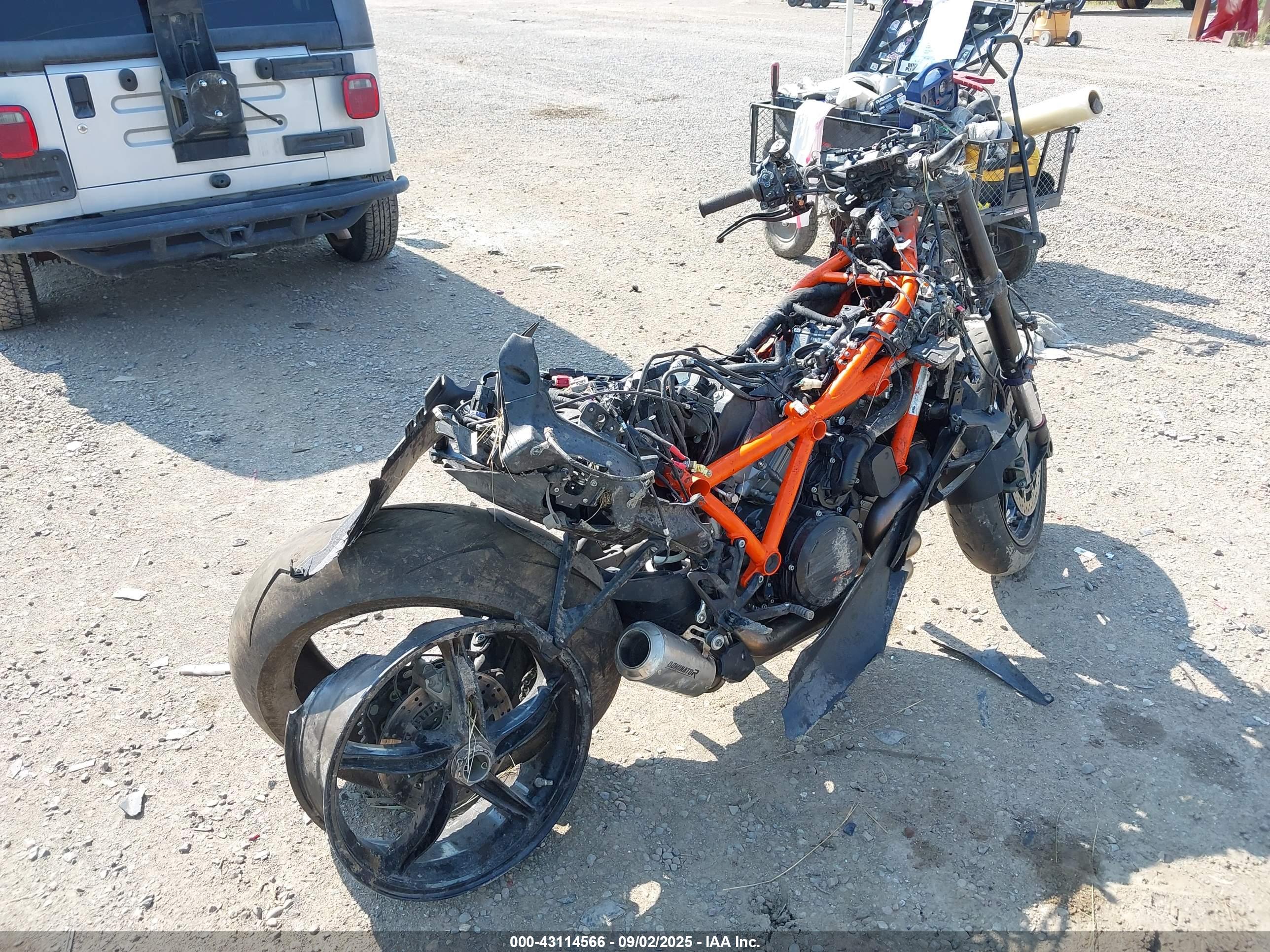 KTM 1290 image 4
