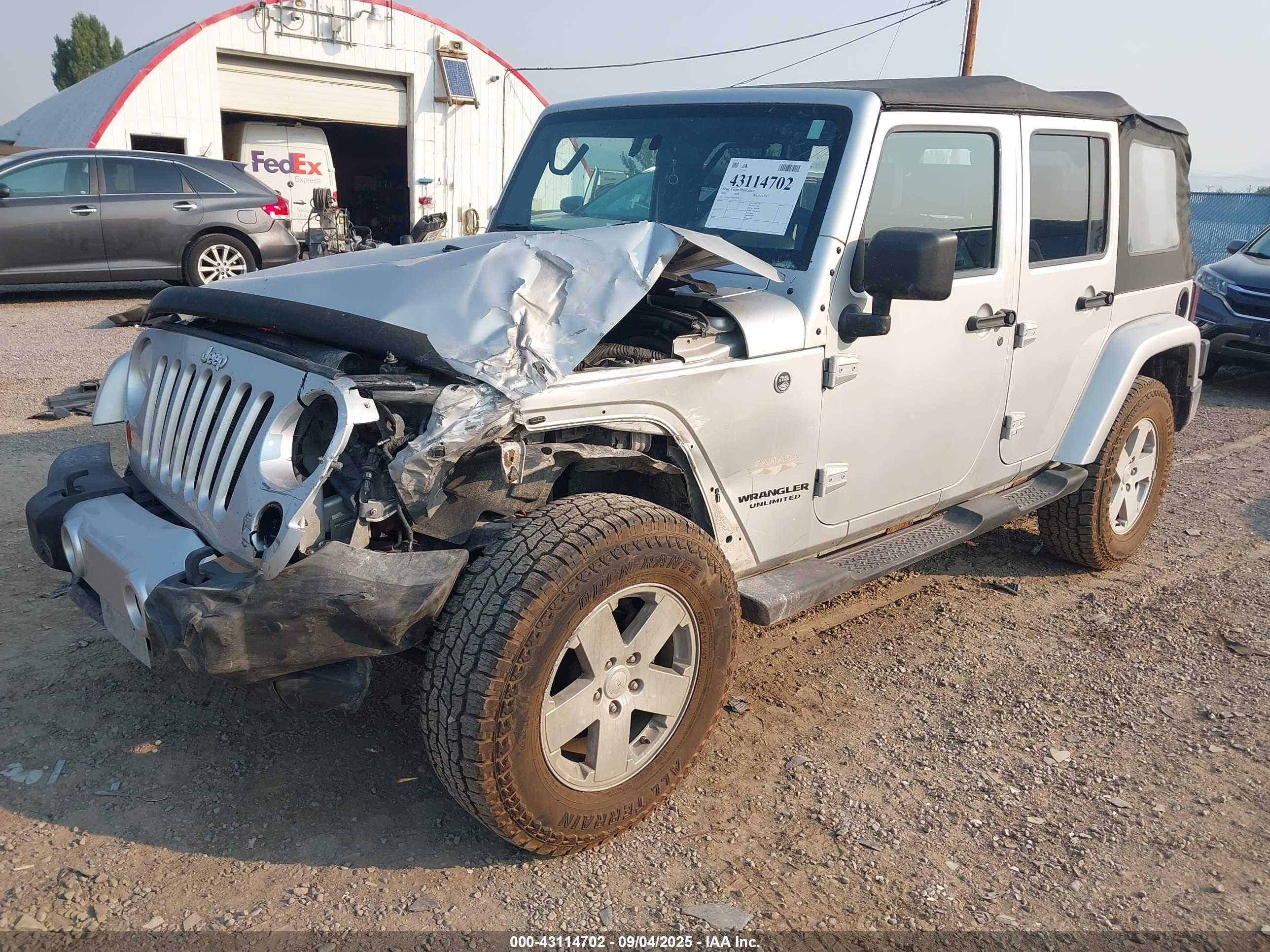JEEP WRANGLER image 2