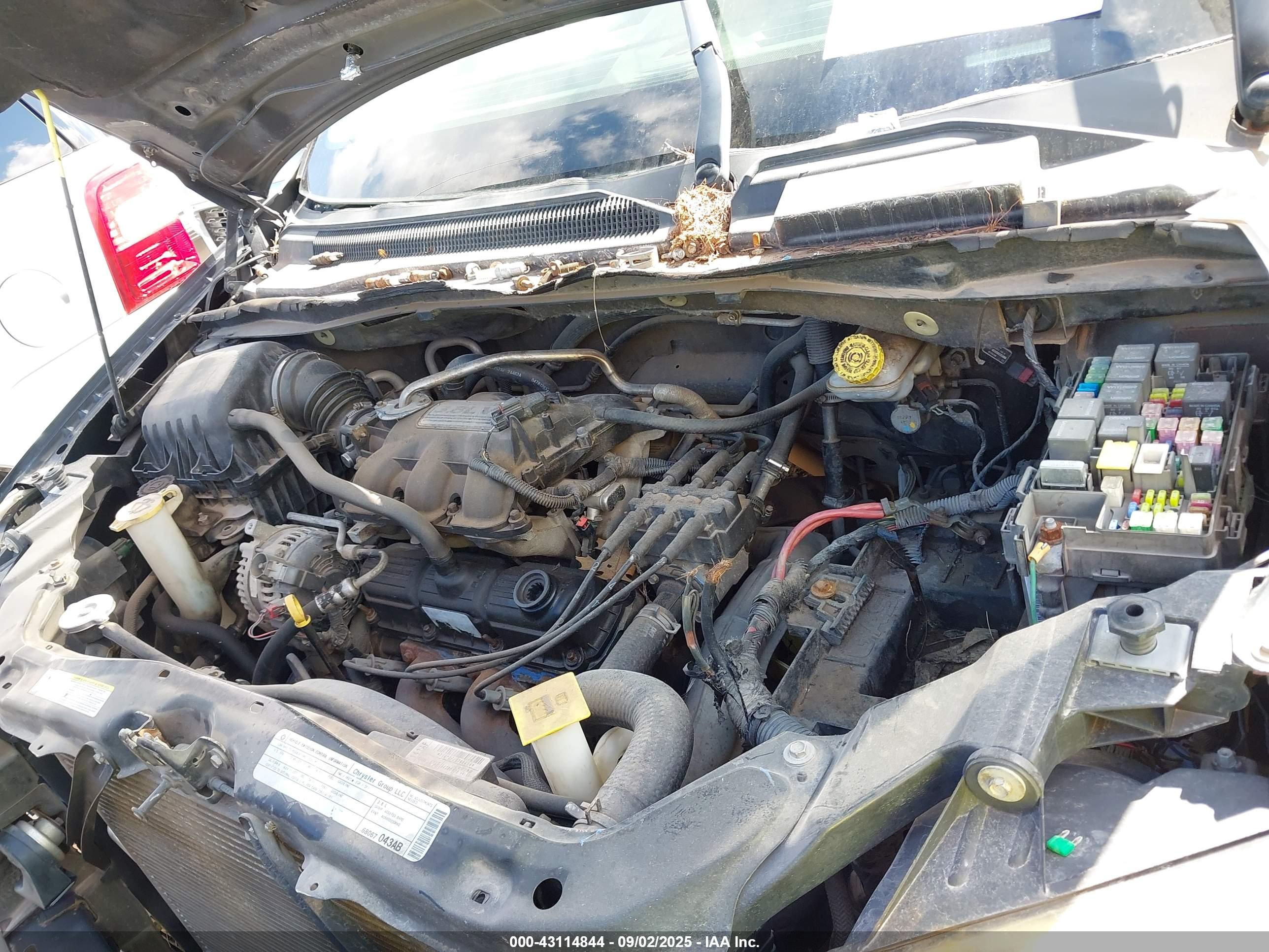 DODGE GRAND image 10