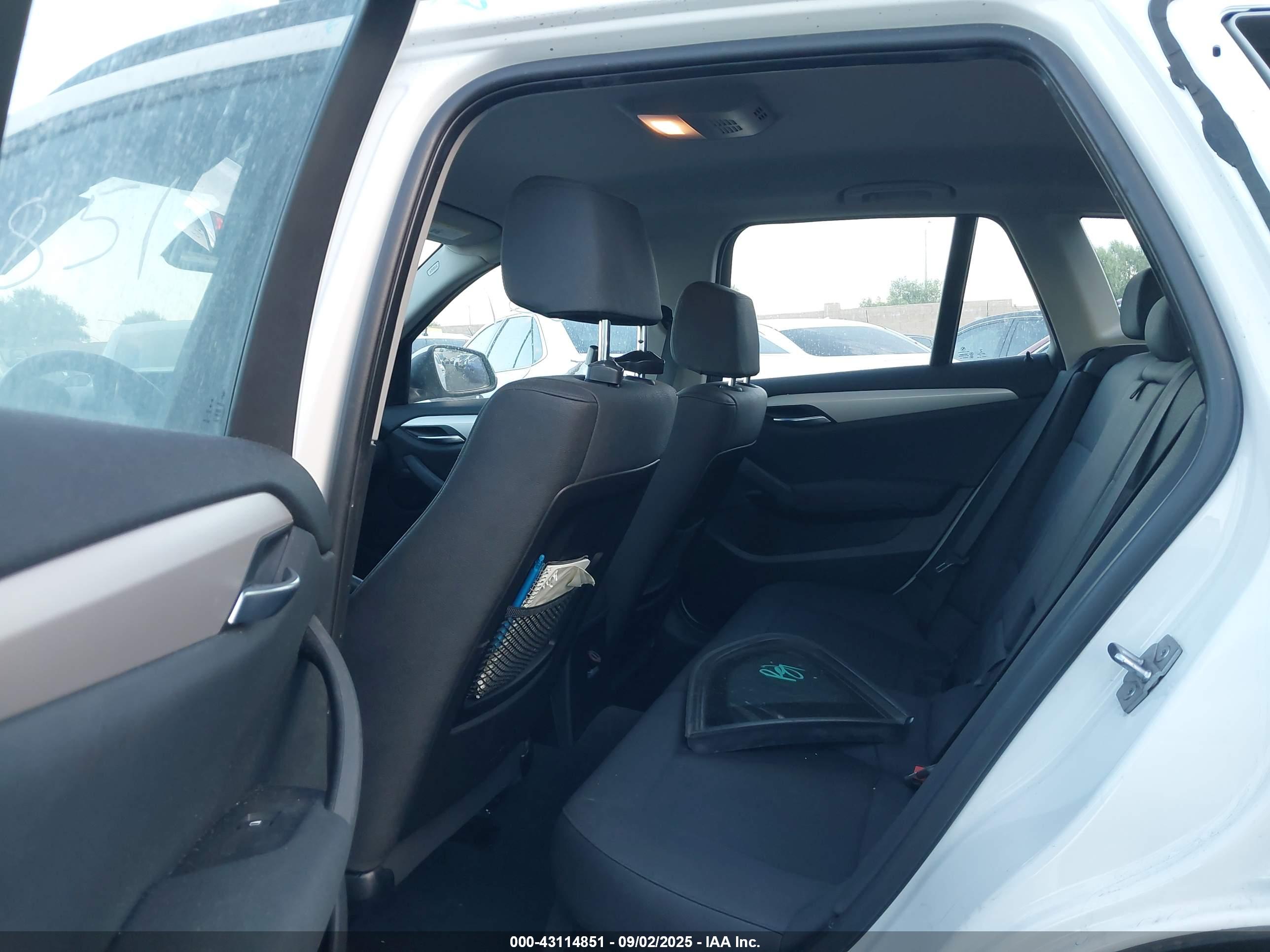 BMW X1 image 8