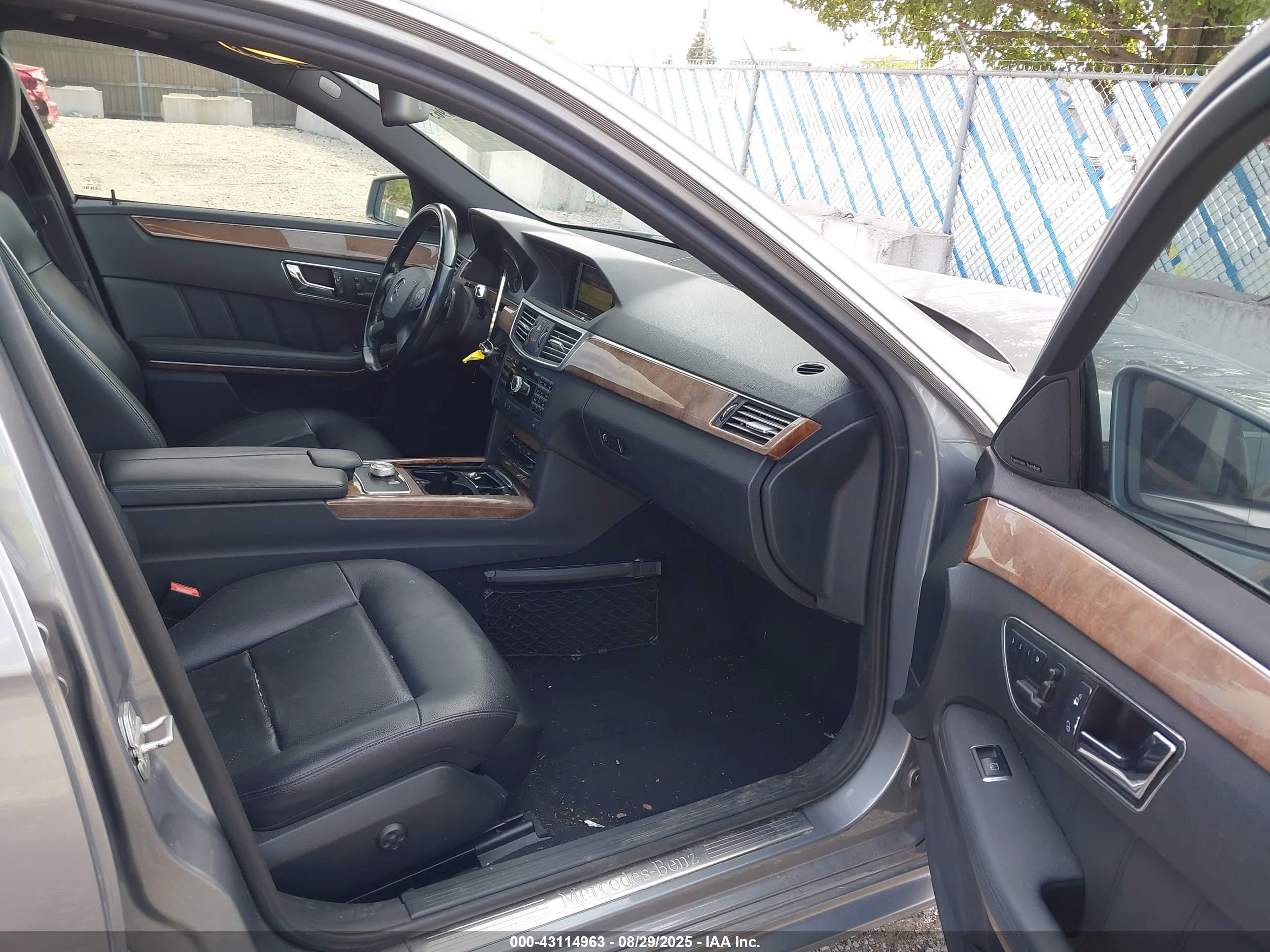 MERCEDES-BENZ E image 5