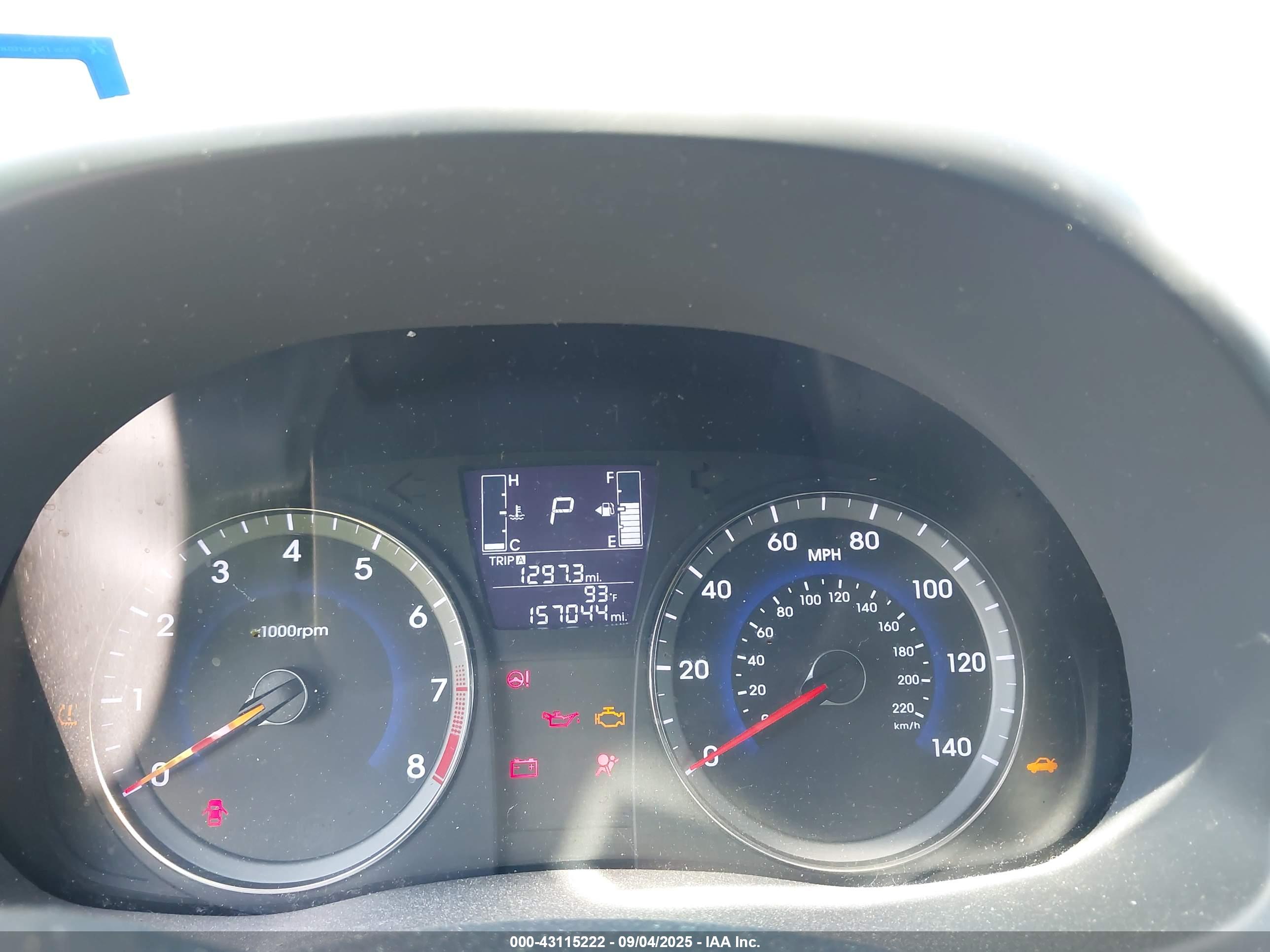 HYUNDAI ACCENT image 7