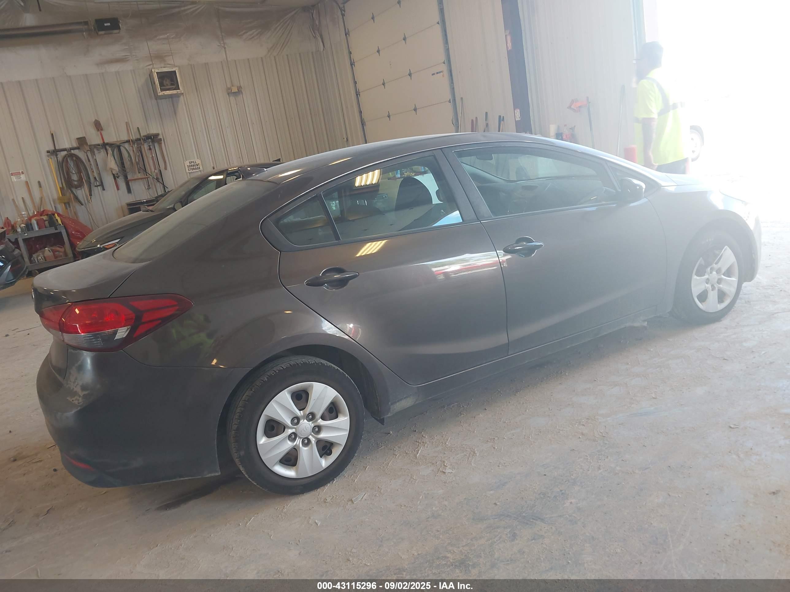 KIA FORTE image 4