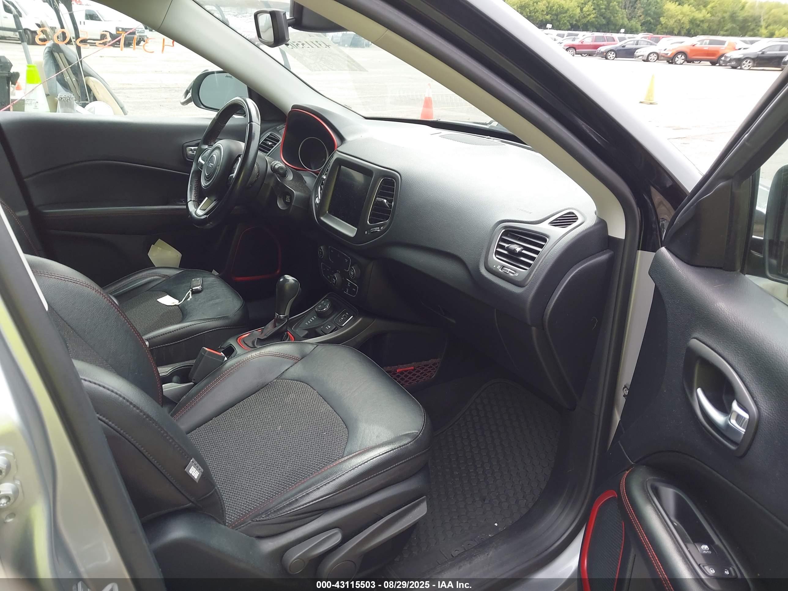 JEEP COMPASS image 5