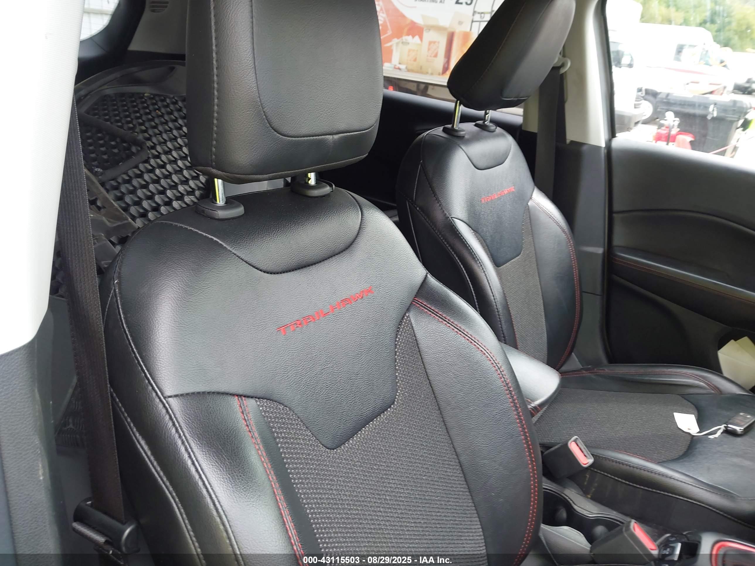 JEEP COMPASS image 8