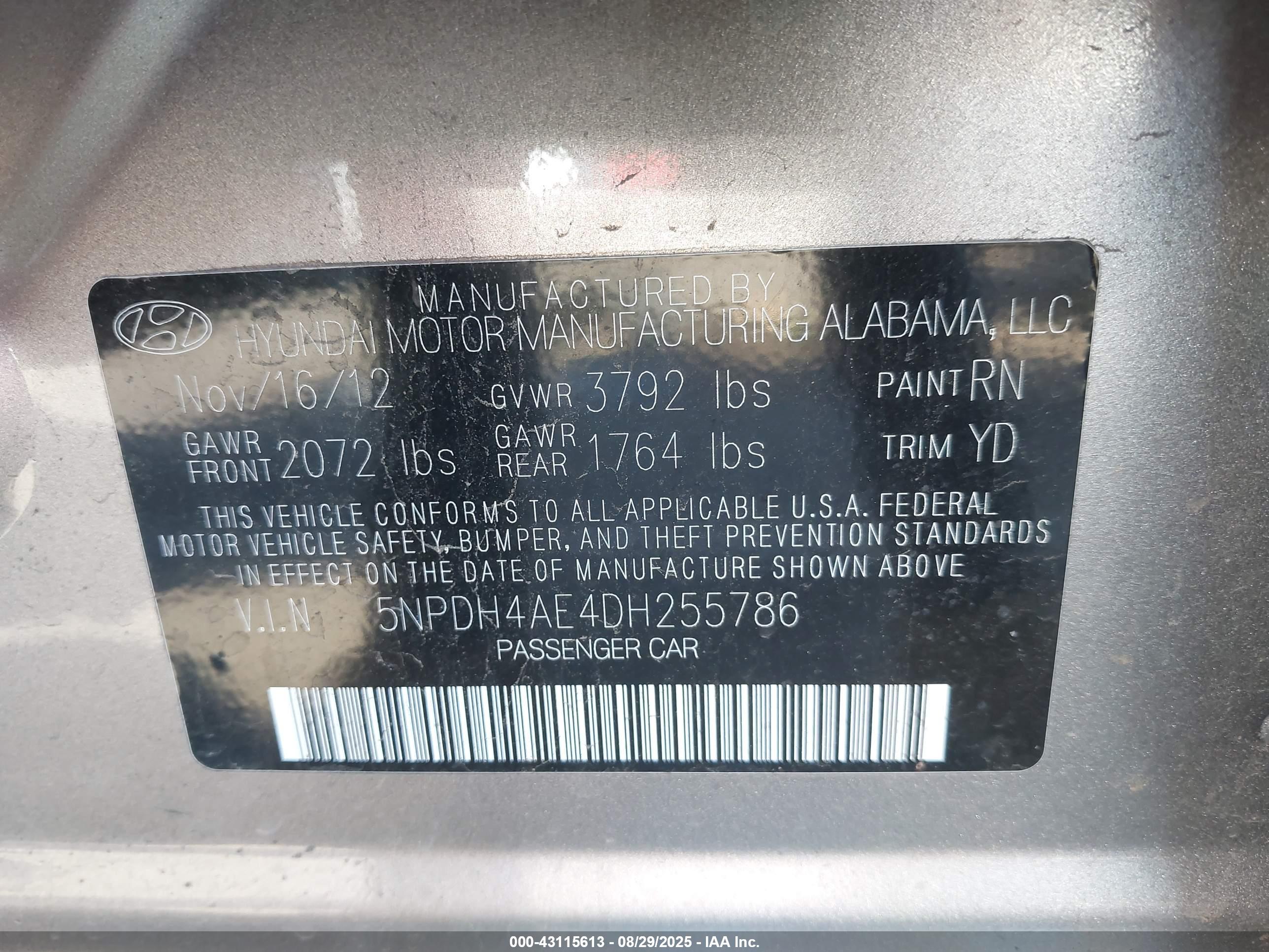 HYUNDAI ELANTRA image 9