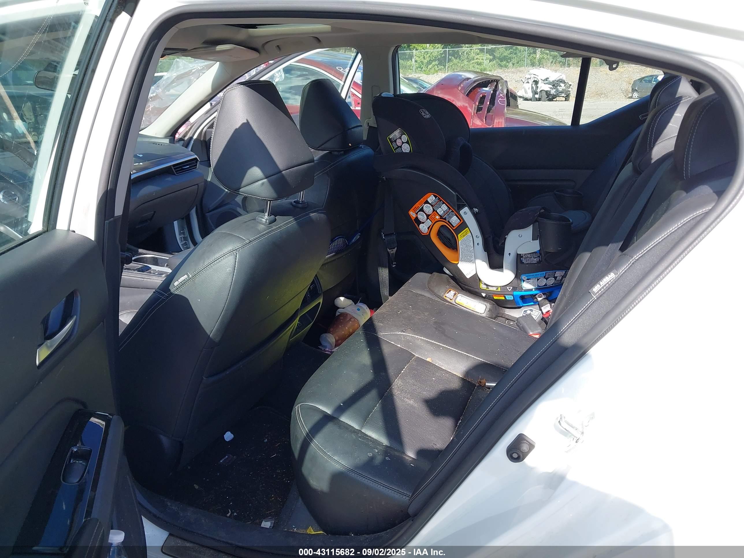 NISSAN ALTIMA image 8