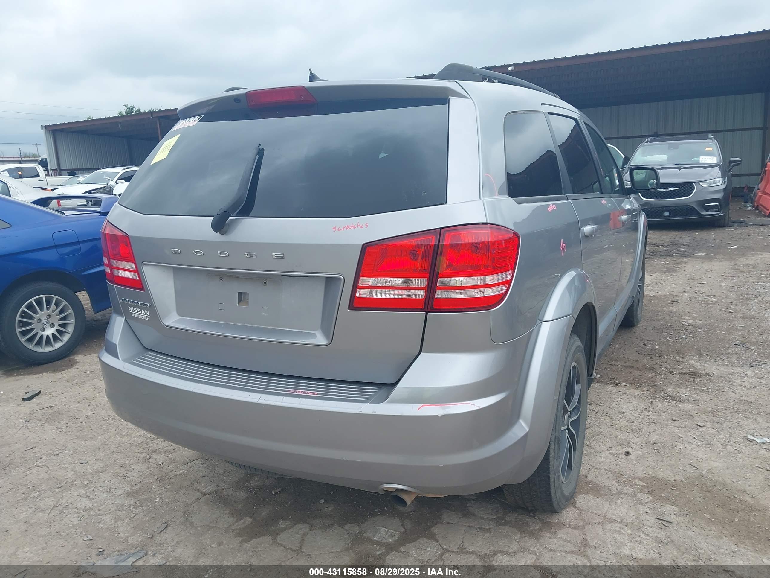 DODGE JOURNEY image 4
