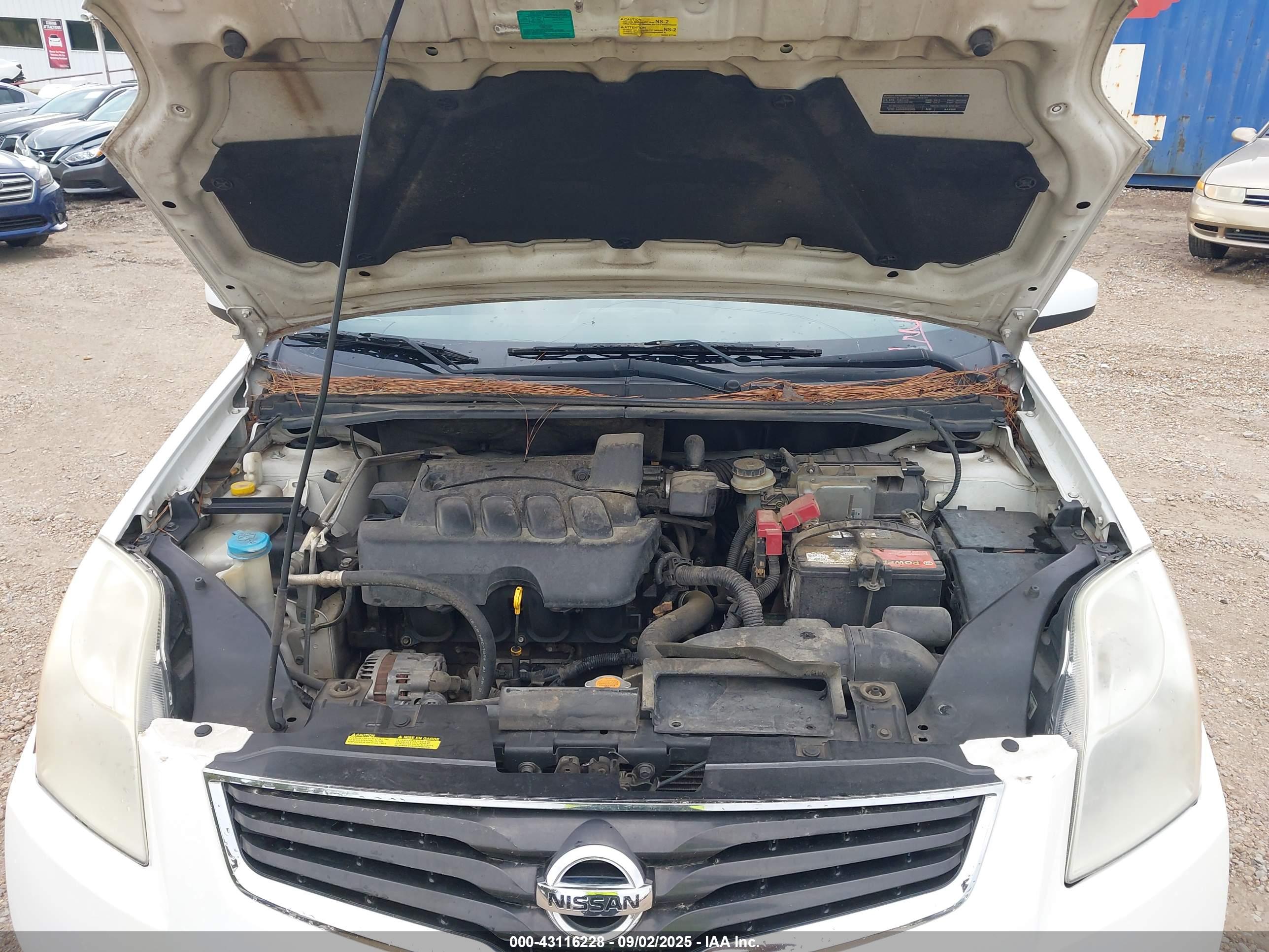 NISSAN SENTRA image 10