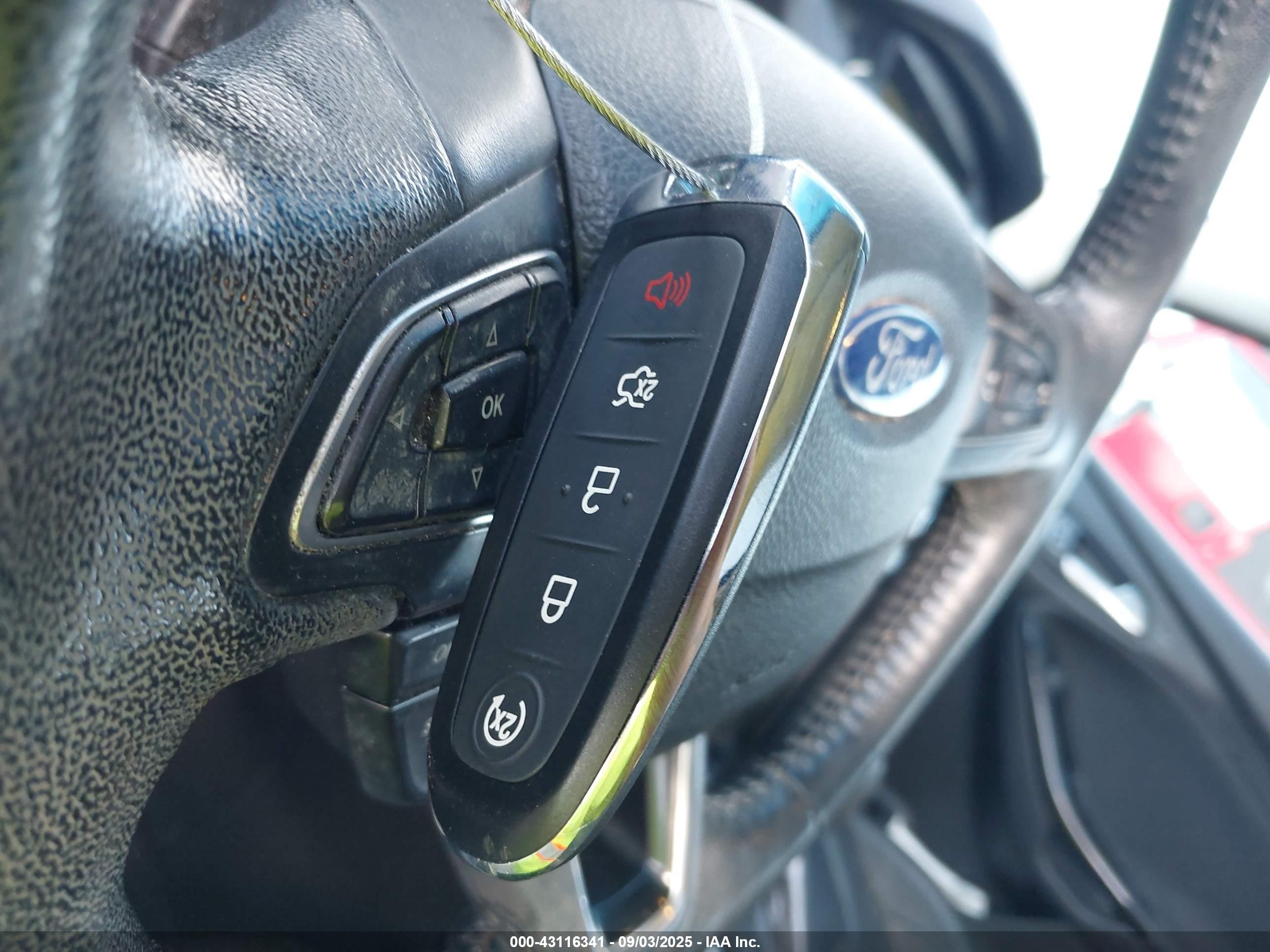 FORD FOCUS image 11