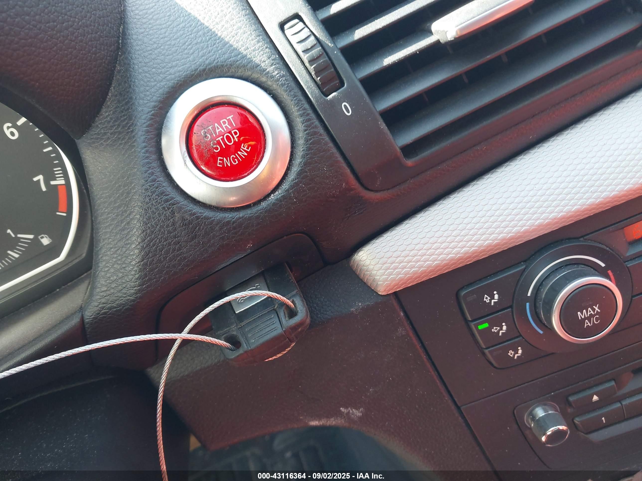 BMW 128I image 11