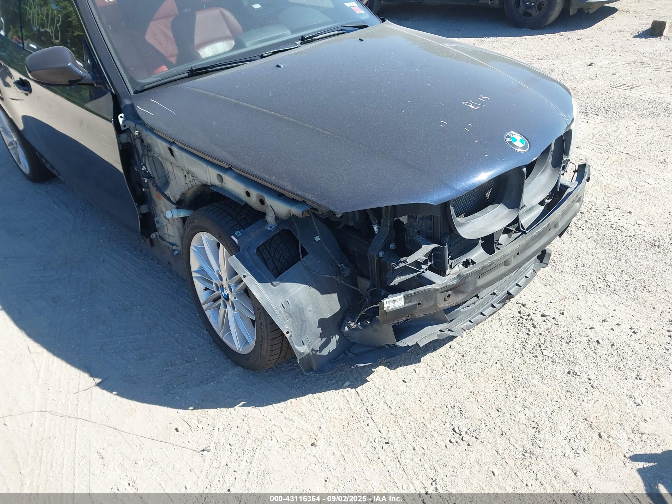 BMW 128I image 6