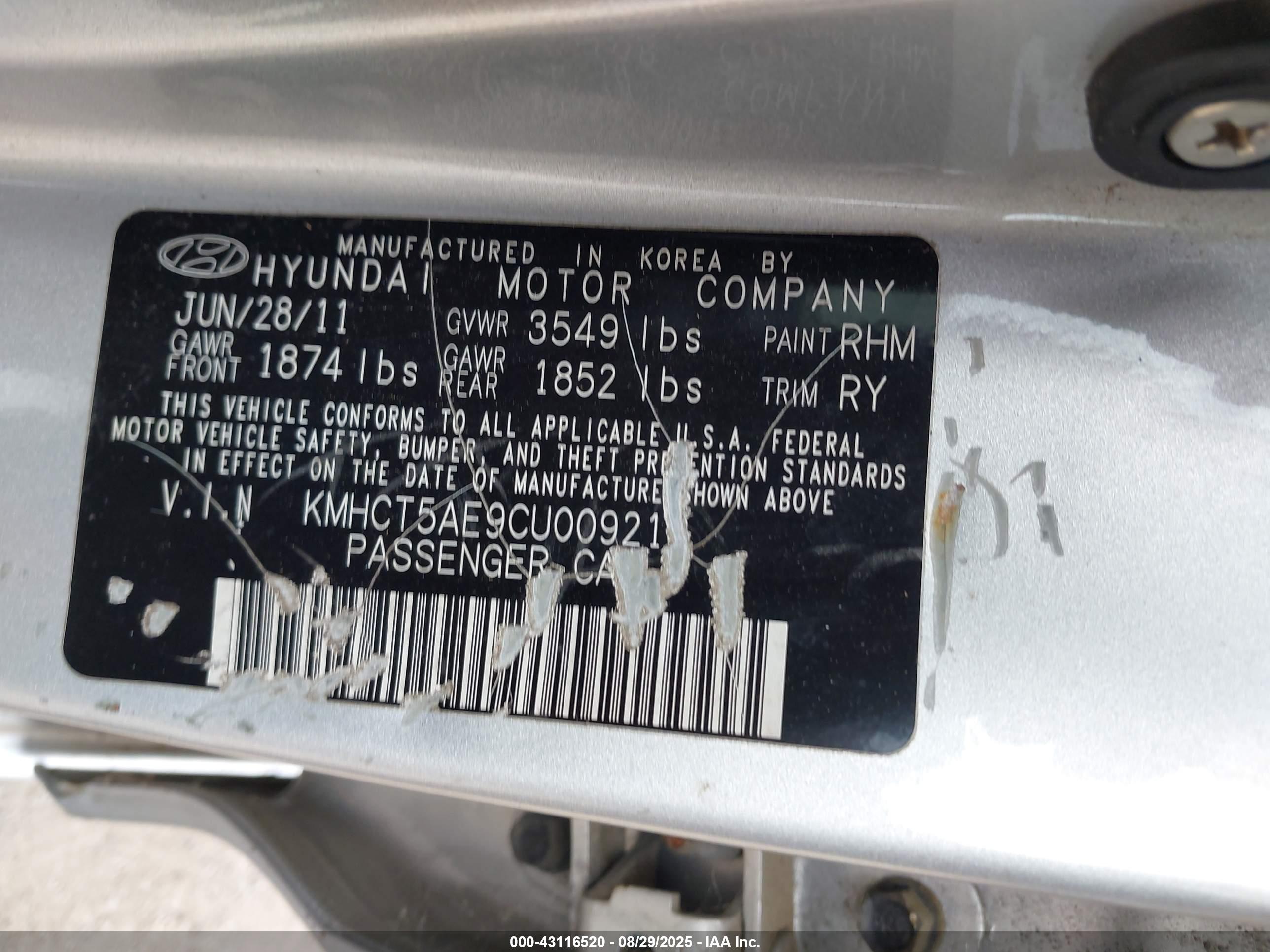 HYUNDAI ACCENT image 9