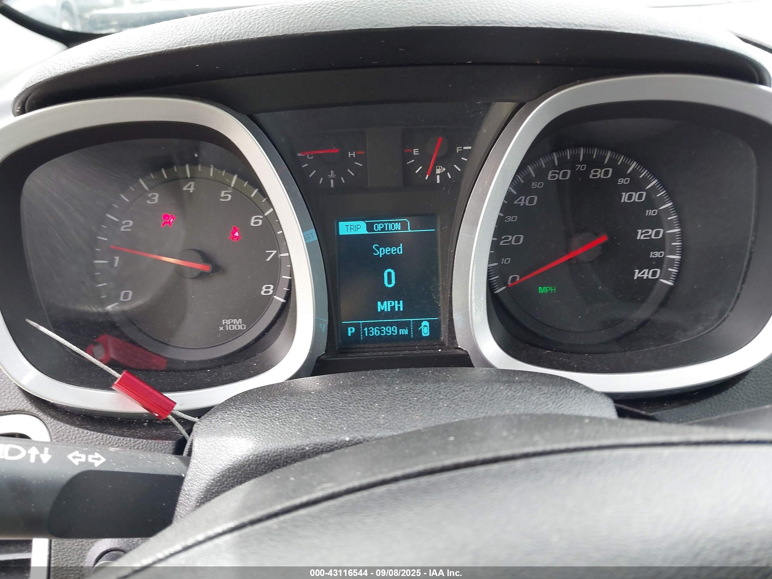 CHEVROLET EQUINOX image 7