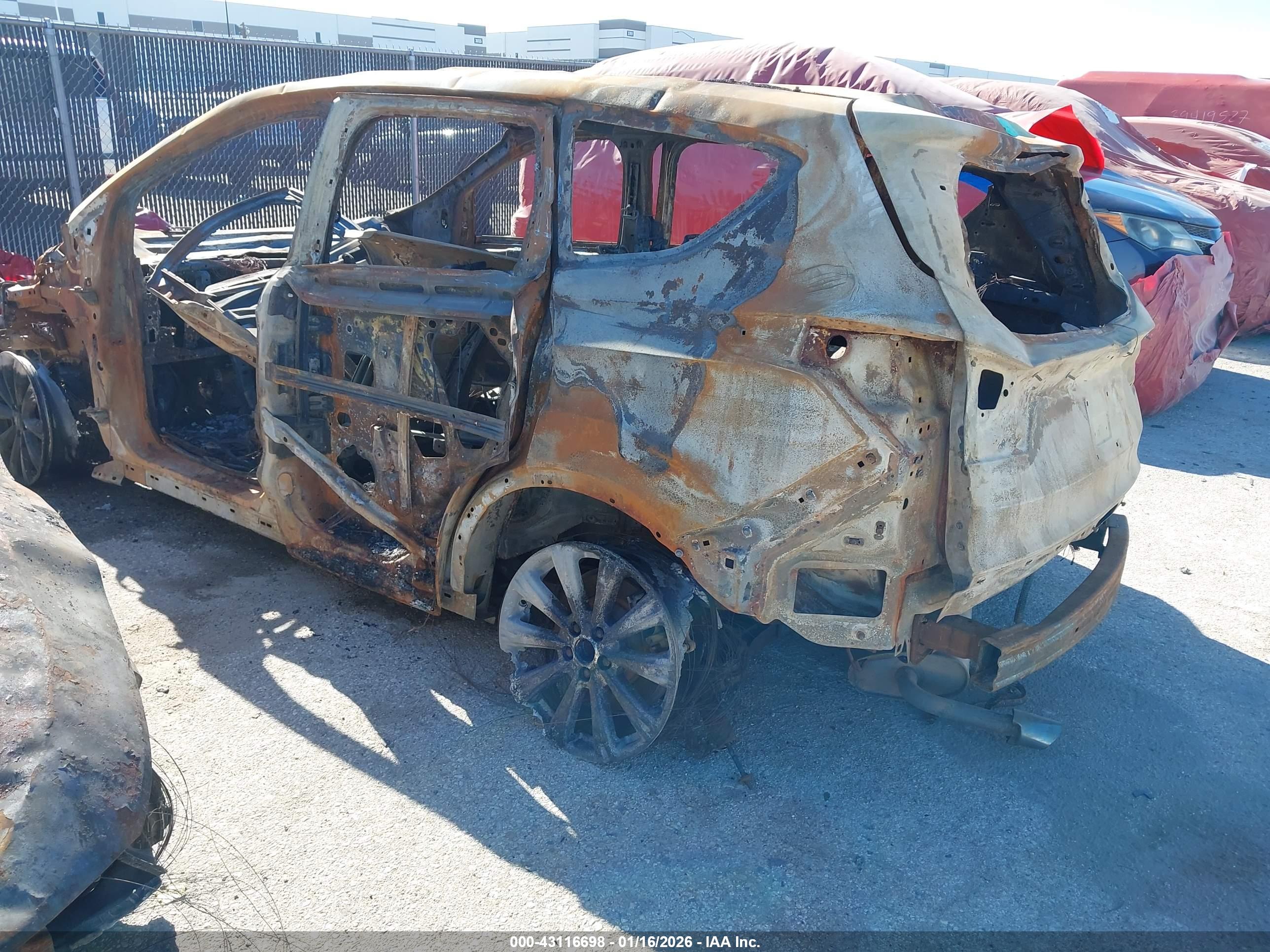 FORD ESCAPE image 3