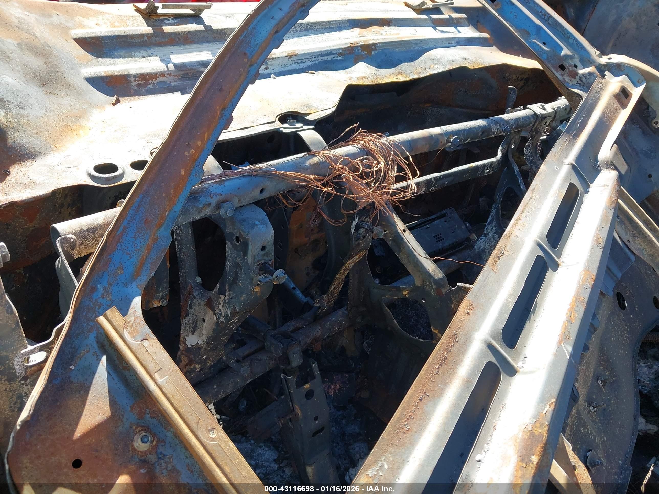FORD ESCAPE image 7
