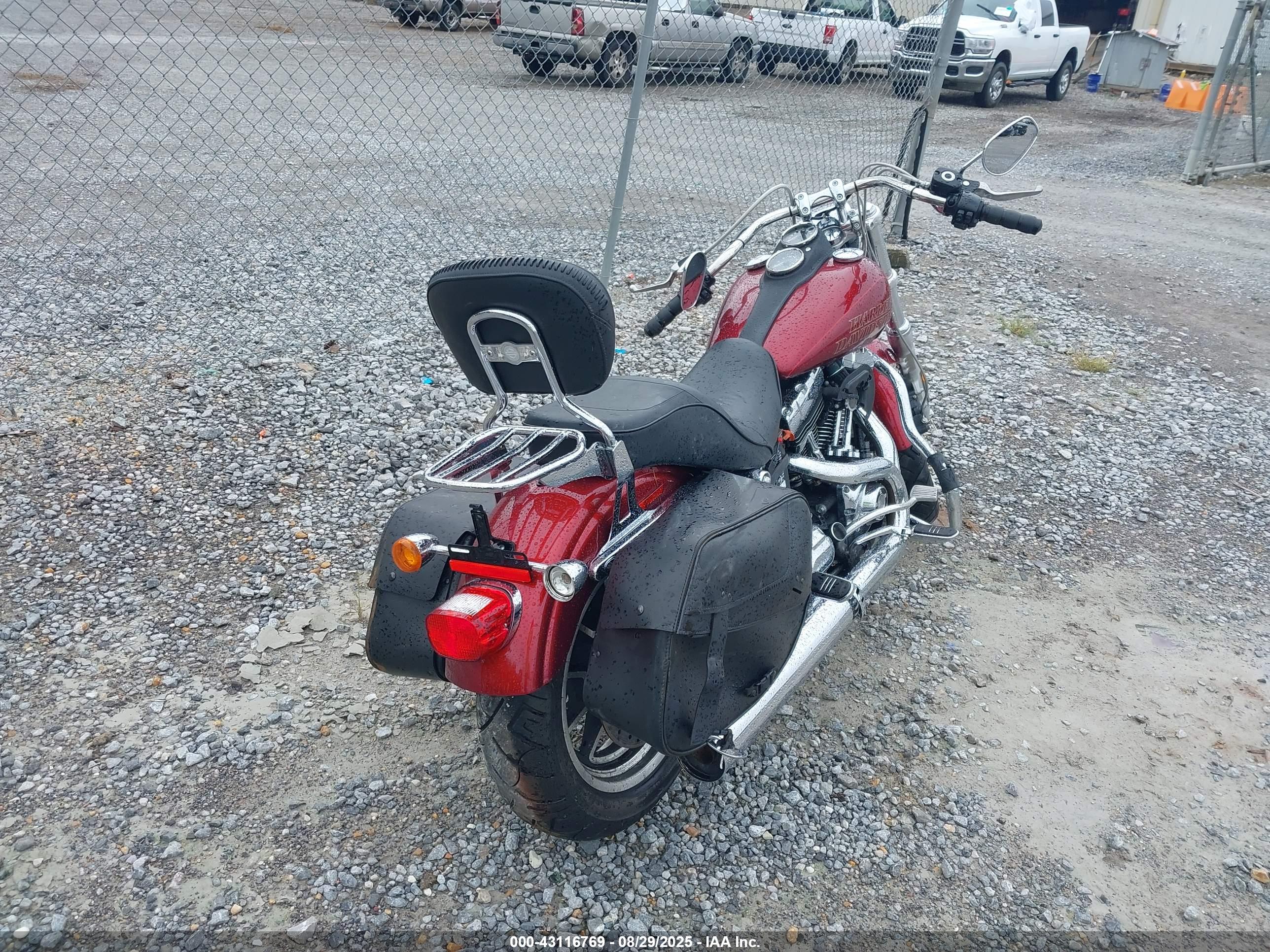 HARLEY-DAVIDSON FXDL image 4
