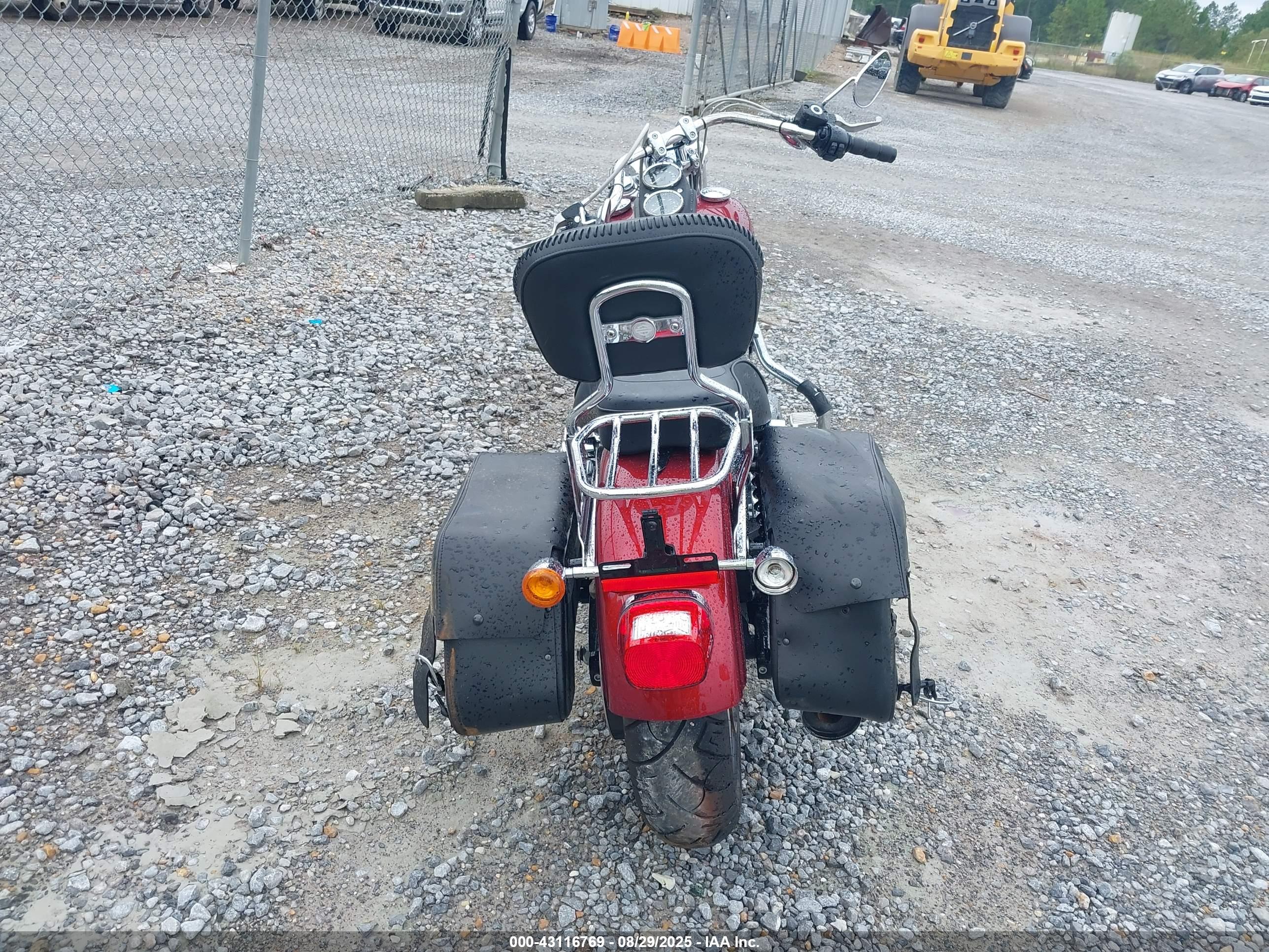 HARLEY-DAVIDSON FXDL image 6