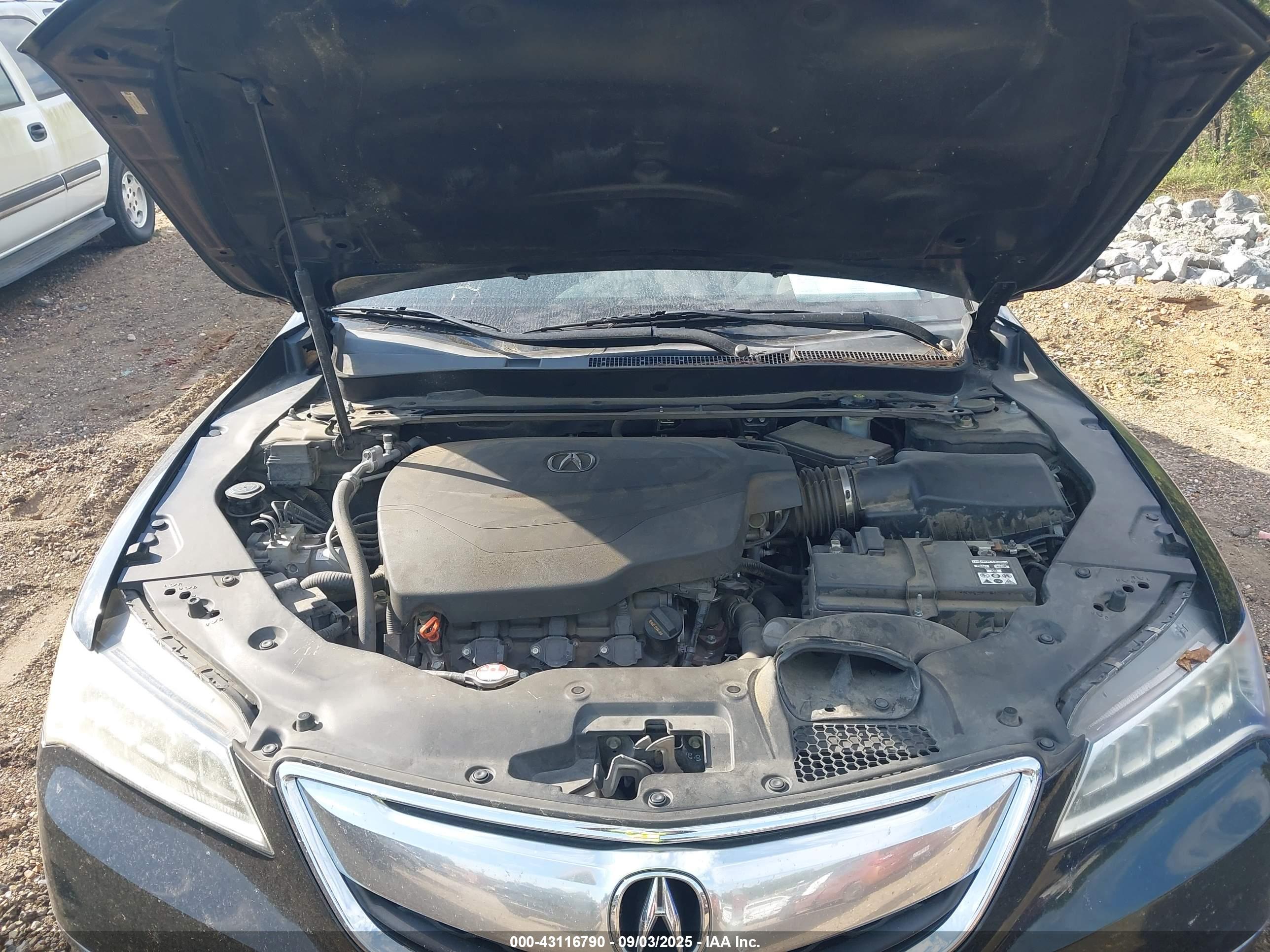ACURA TLX image 10