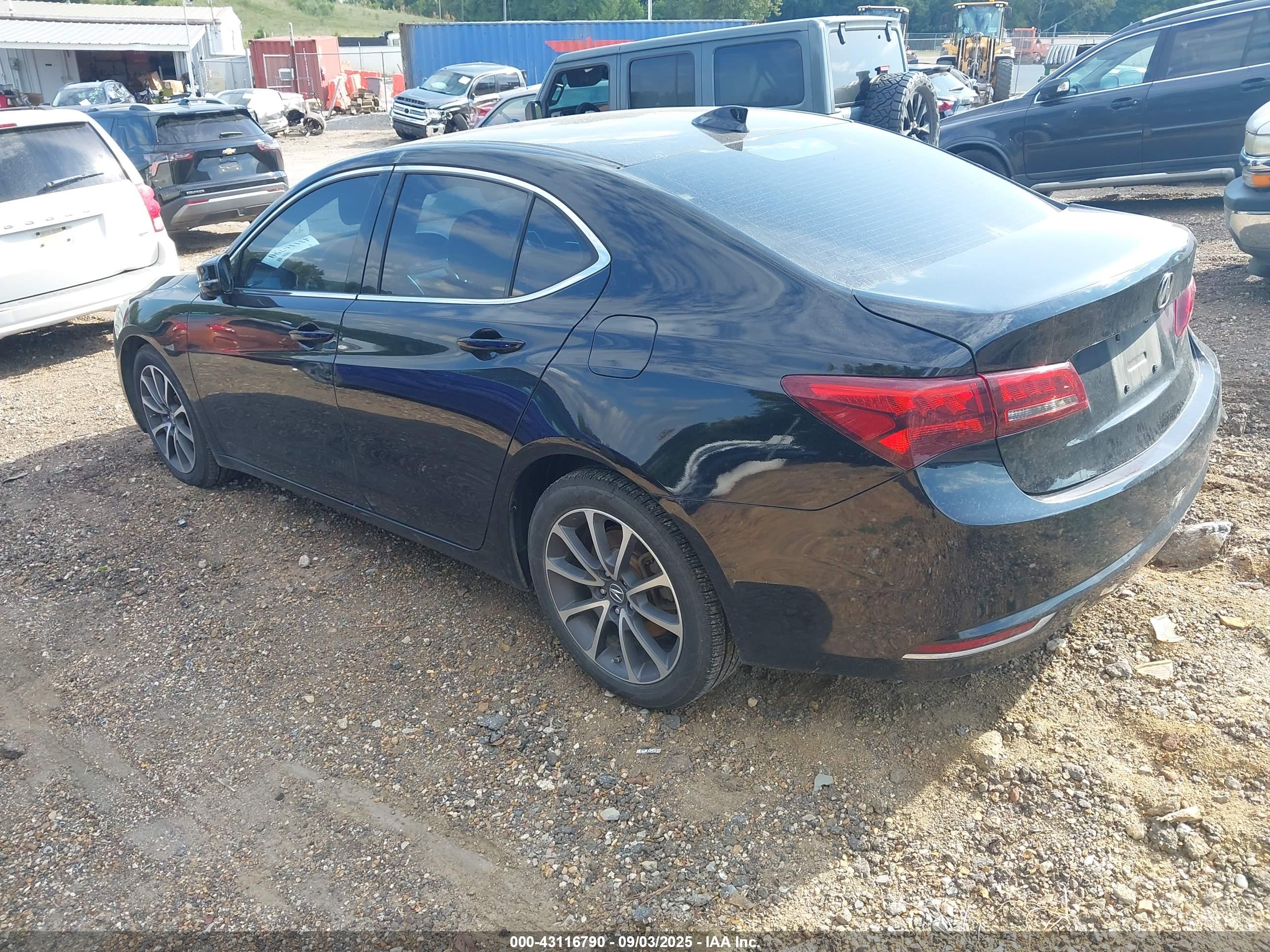 ACURA TLX image 3