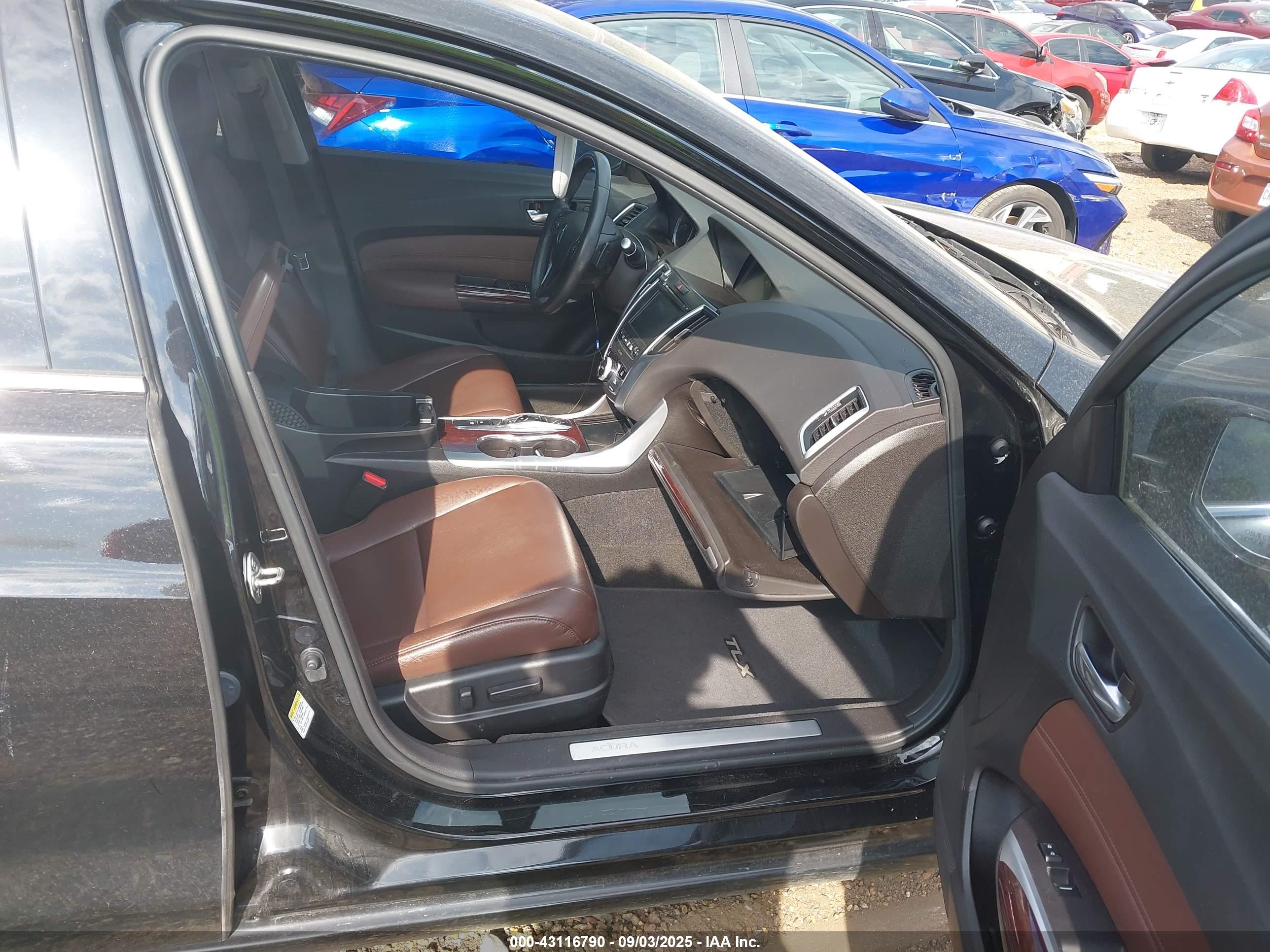 ACURA TLX image 5