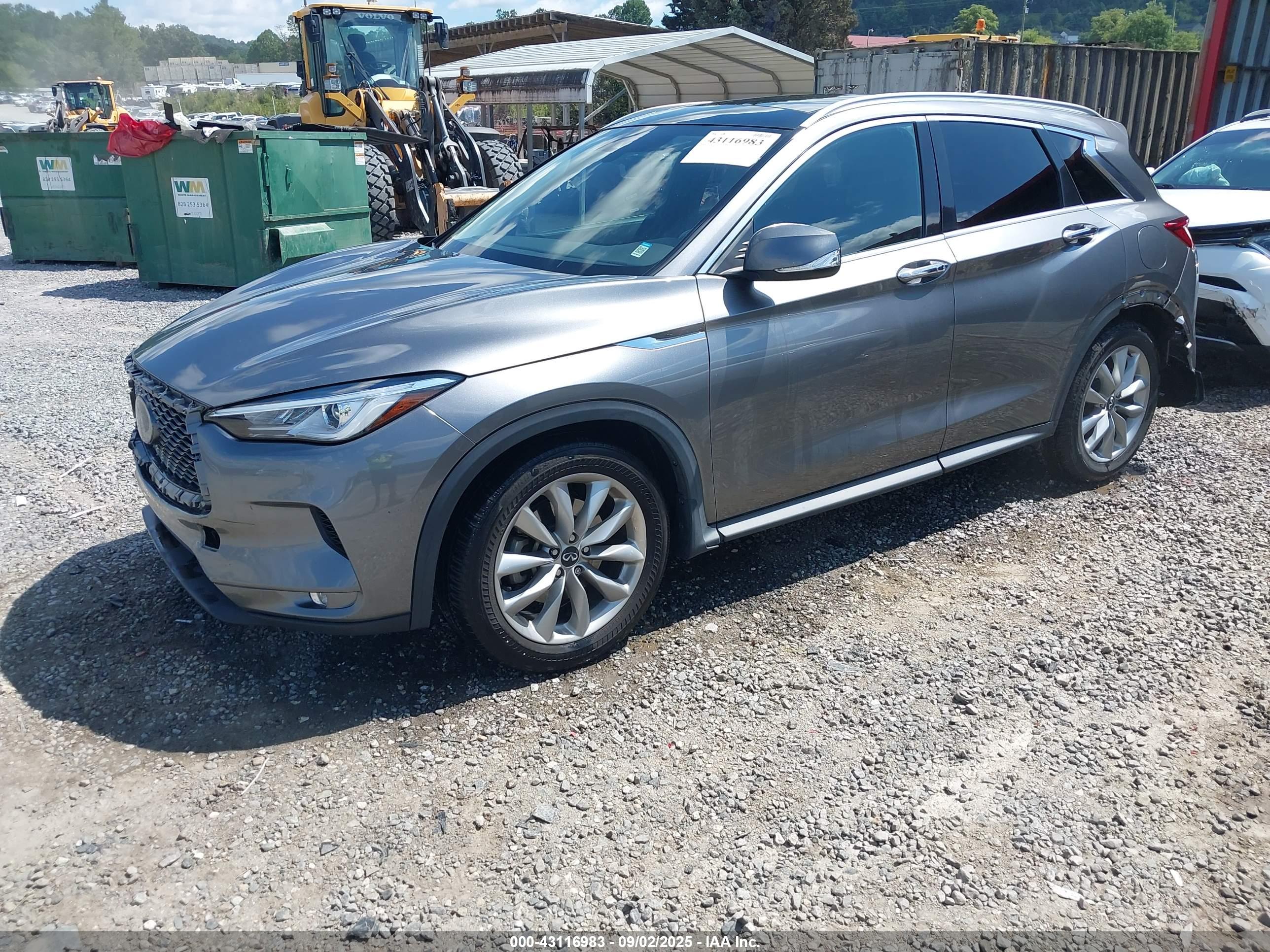 INFINITI QX50 image 2