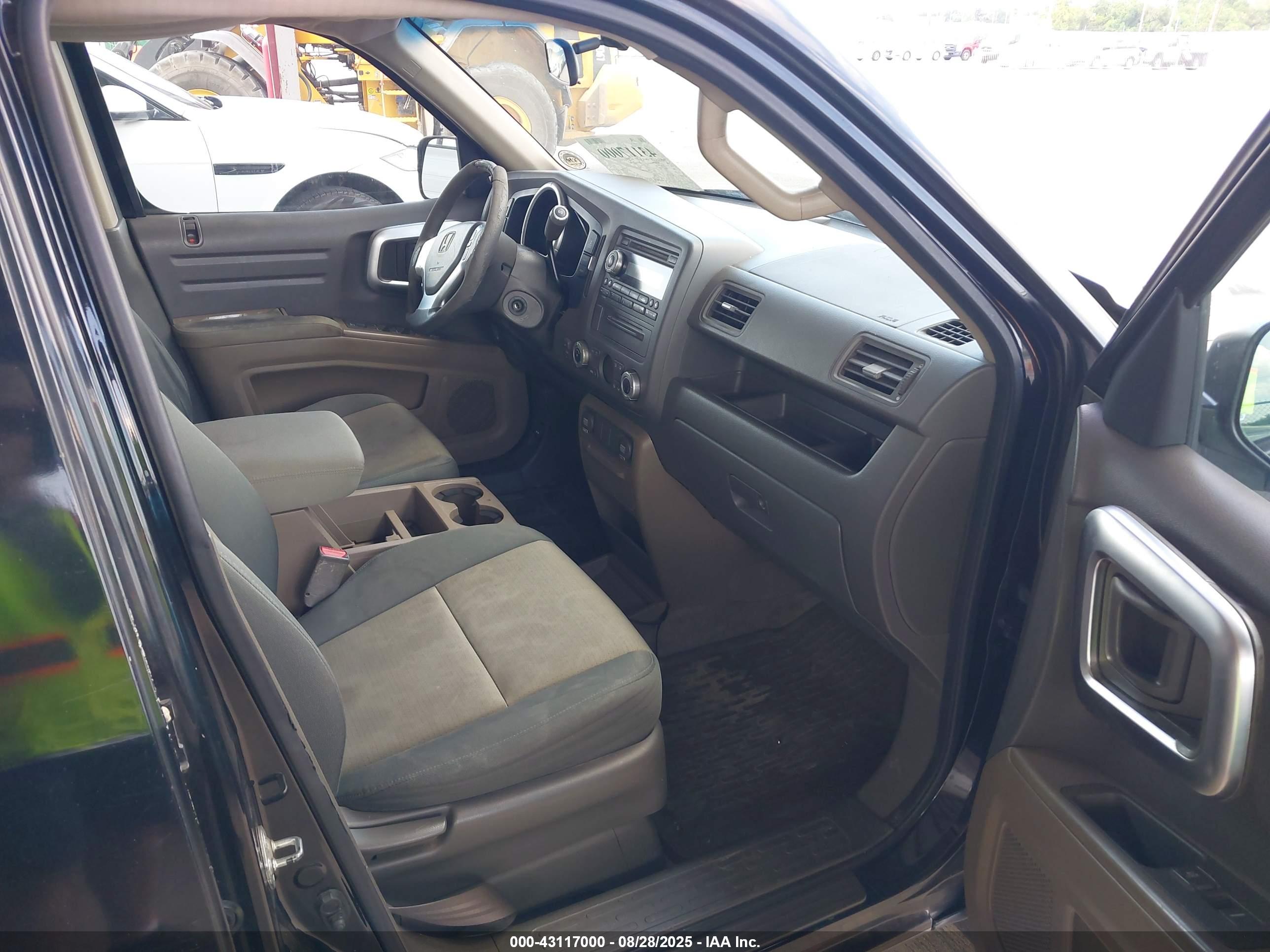 HONDA RIDGELINE image 5