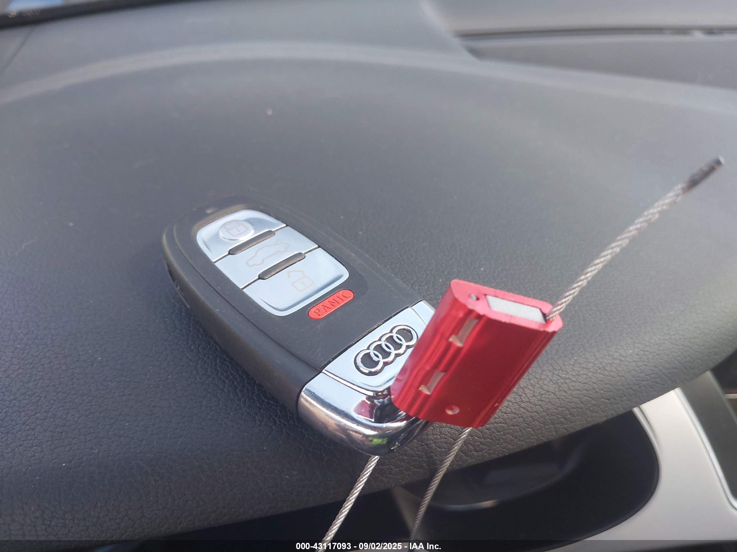 AUDI A4 image 11