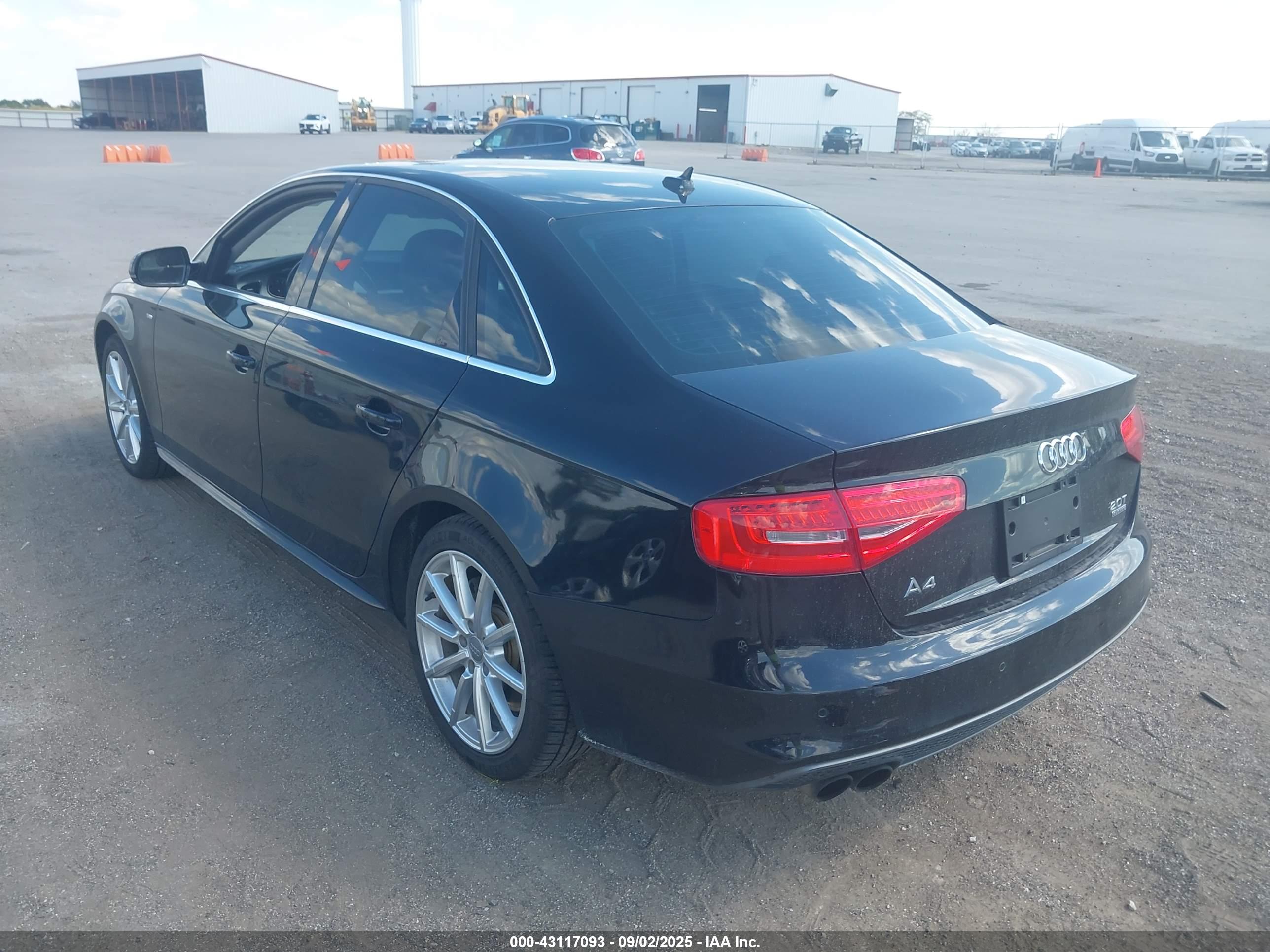 AUDI A4 image 3