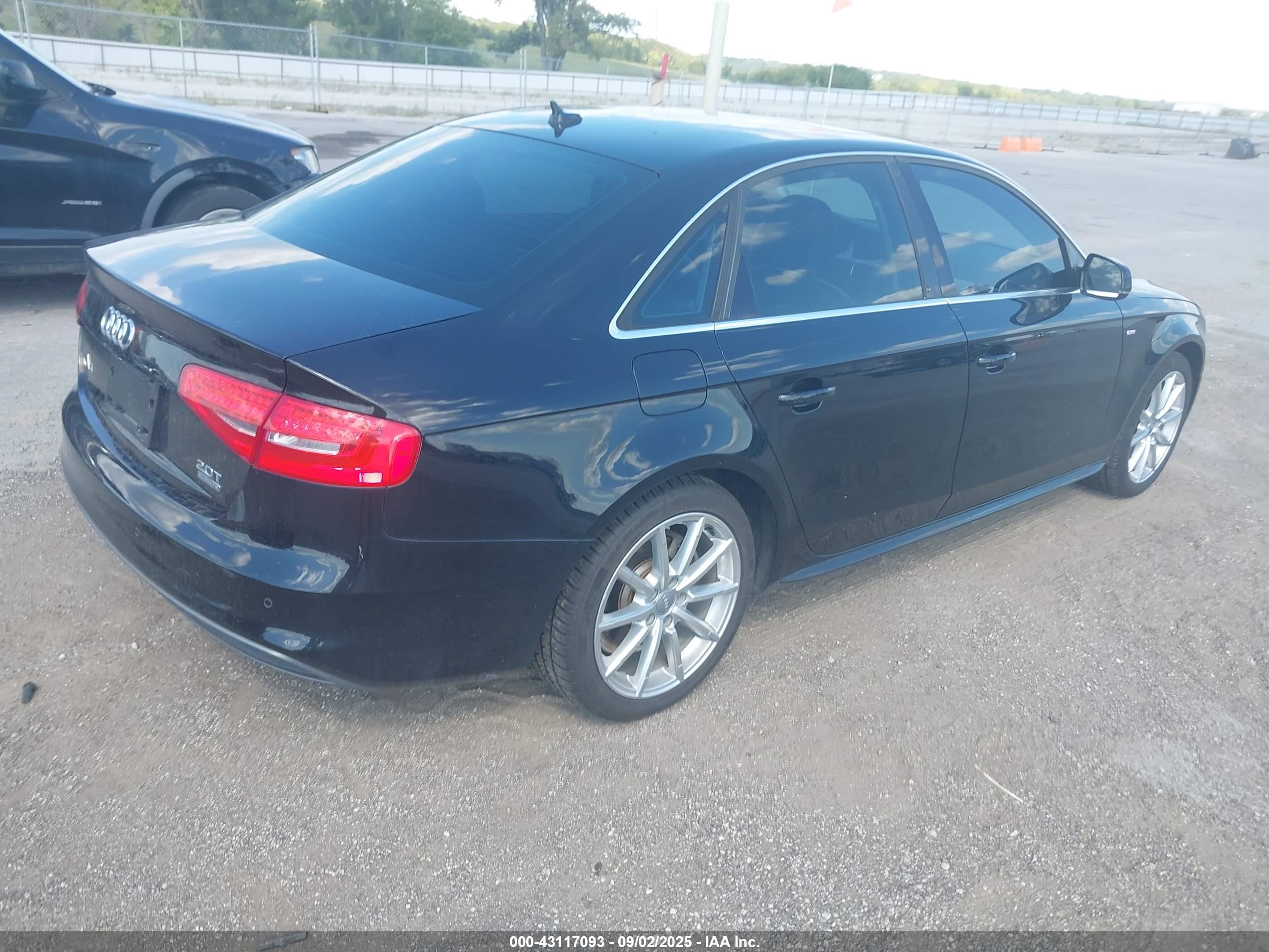 AUDI A4 image 4