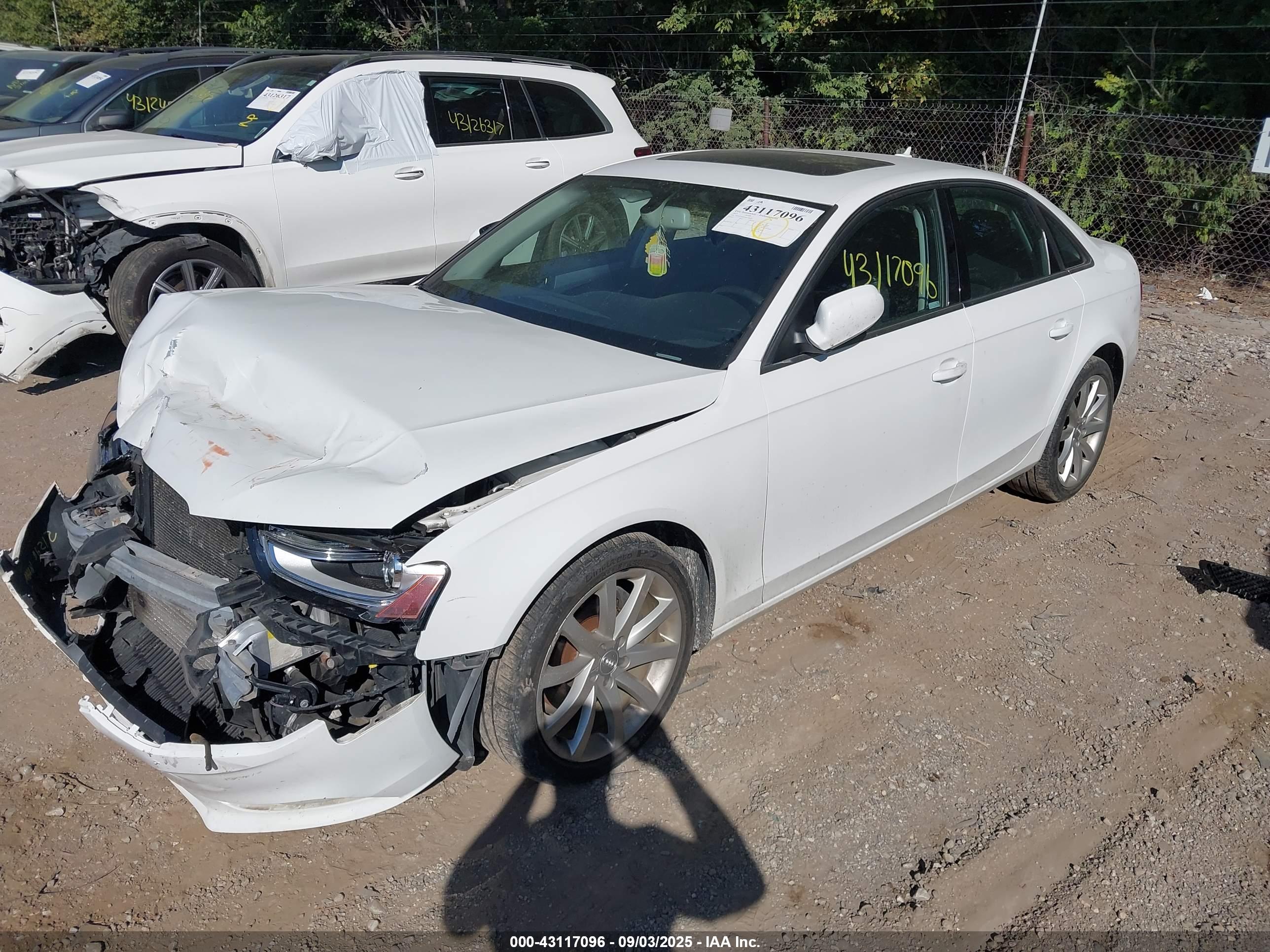 AUDI A4 image 2