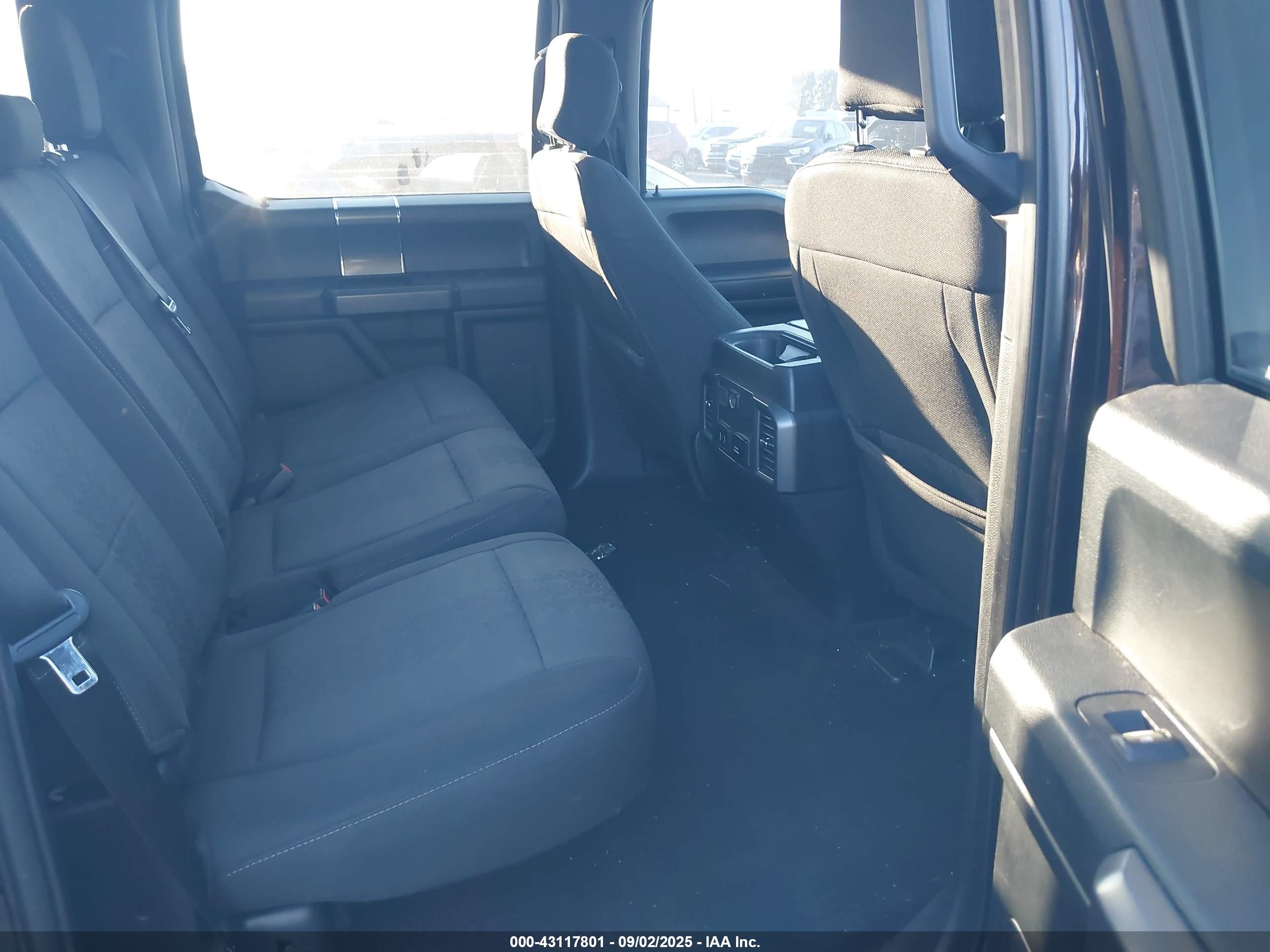 FORD F-150 image 8