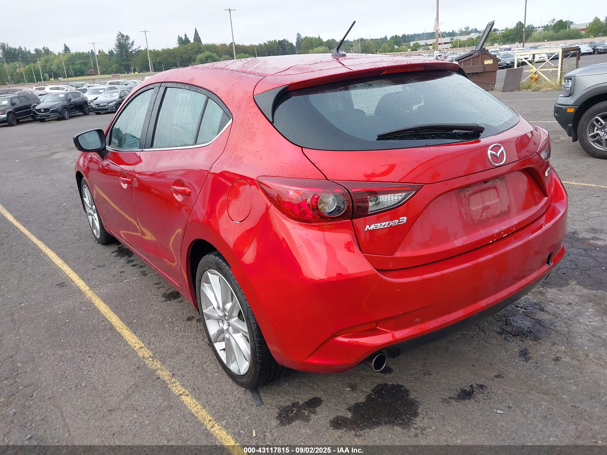 MAZDA MAZDA3 image 3