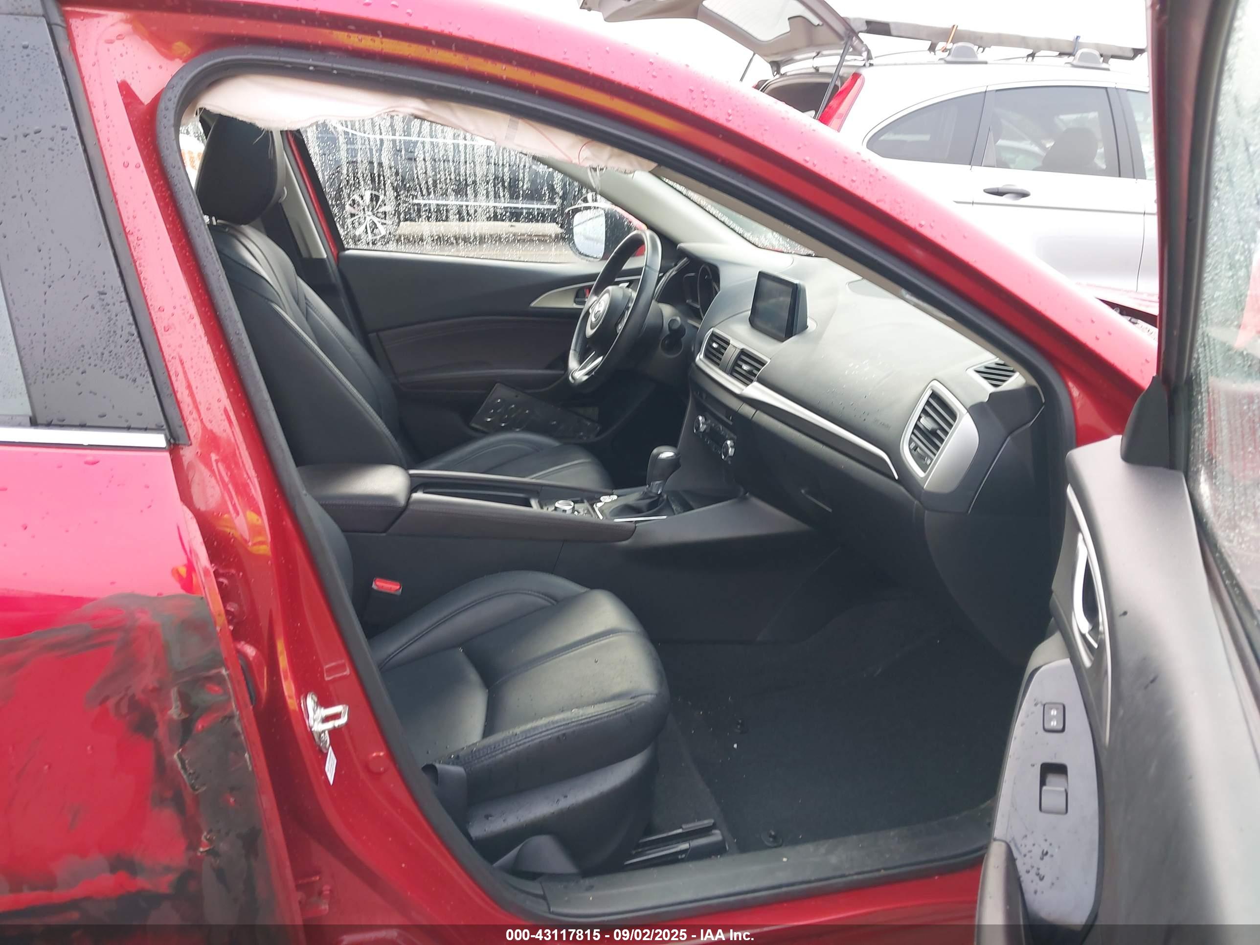 MAZDA MAZDA3 image 5