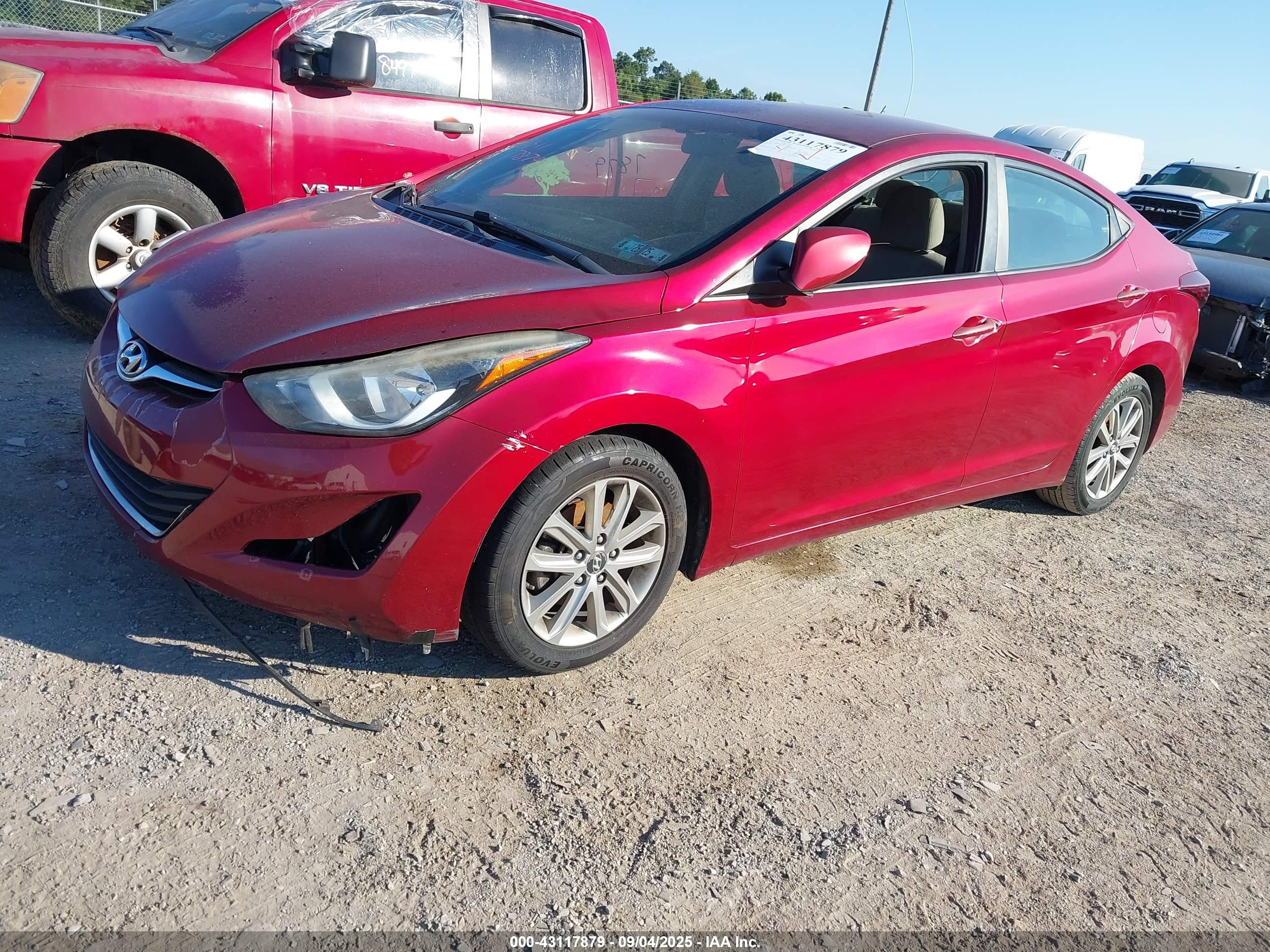 HYUNDAI ELANTRA image 2