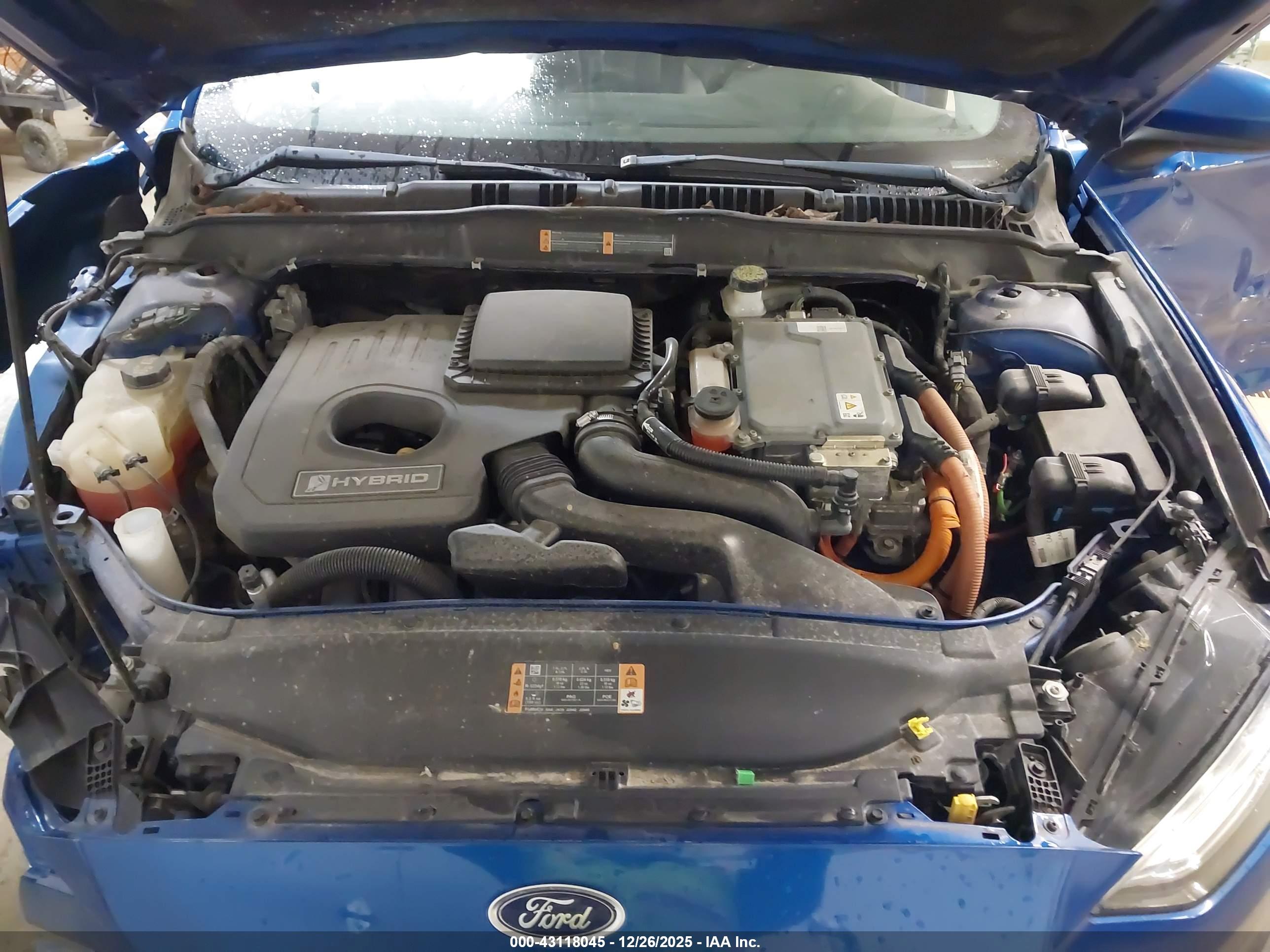 FORD FUSION image 10