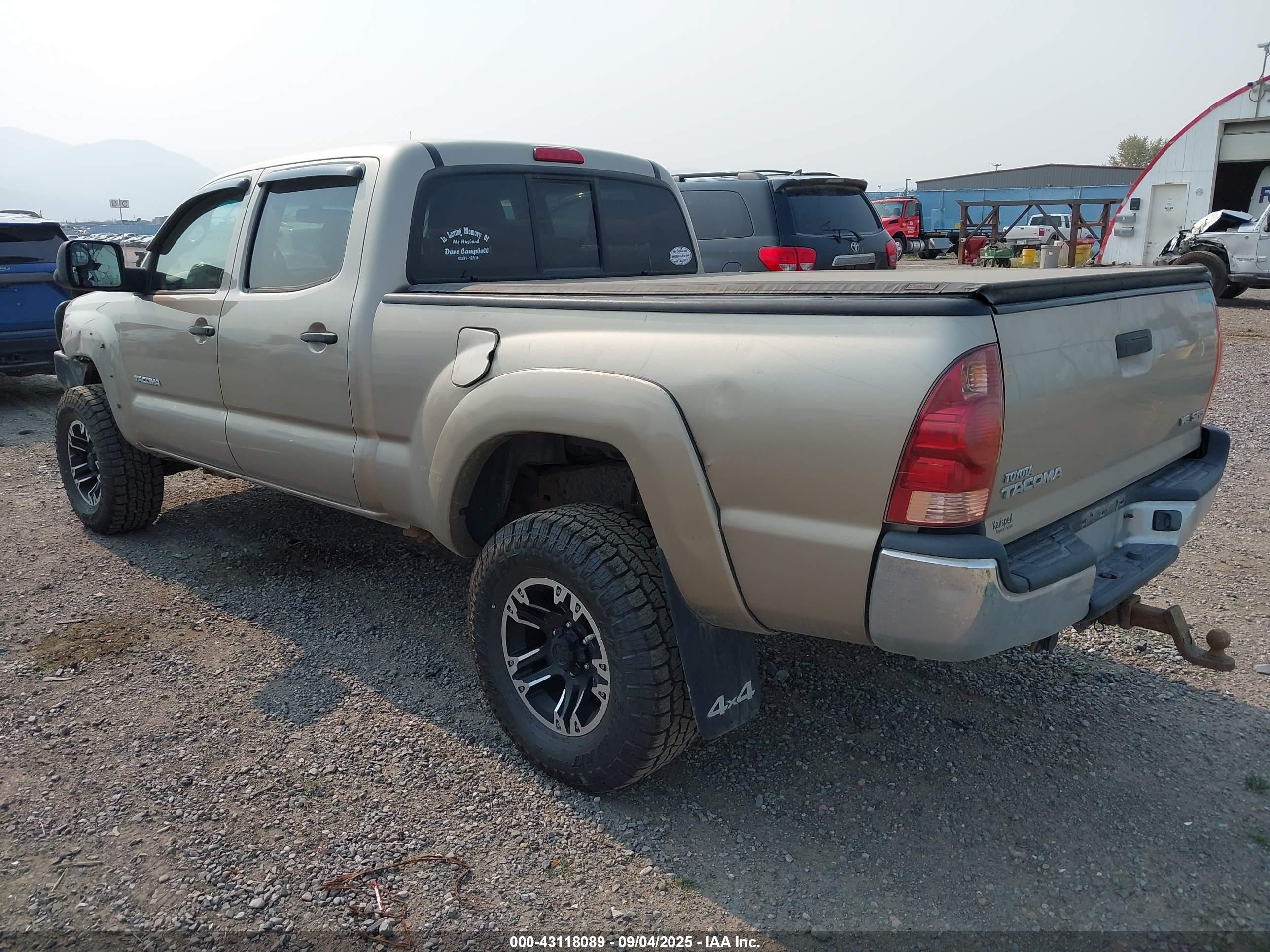 TOYOTA TACOMA image 3