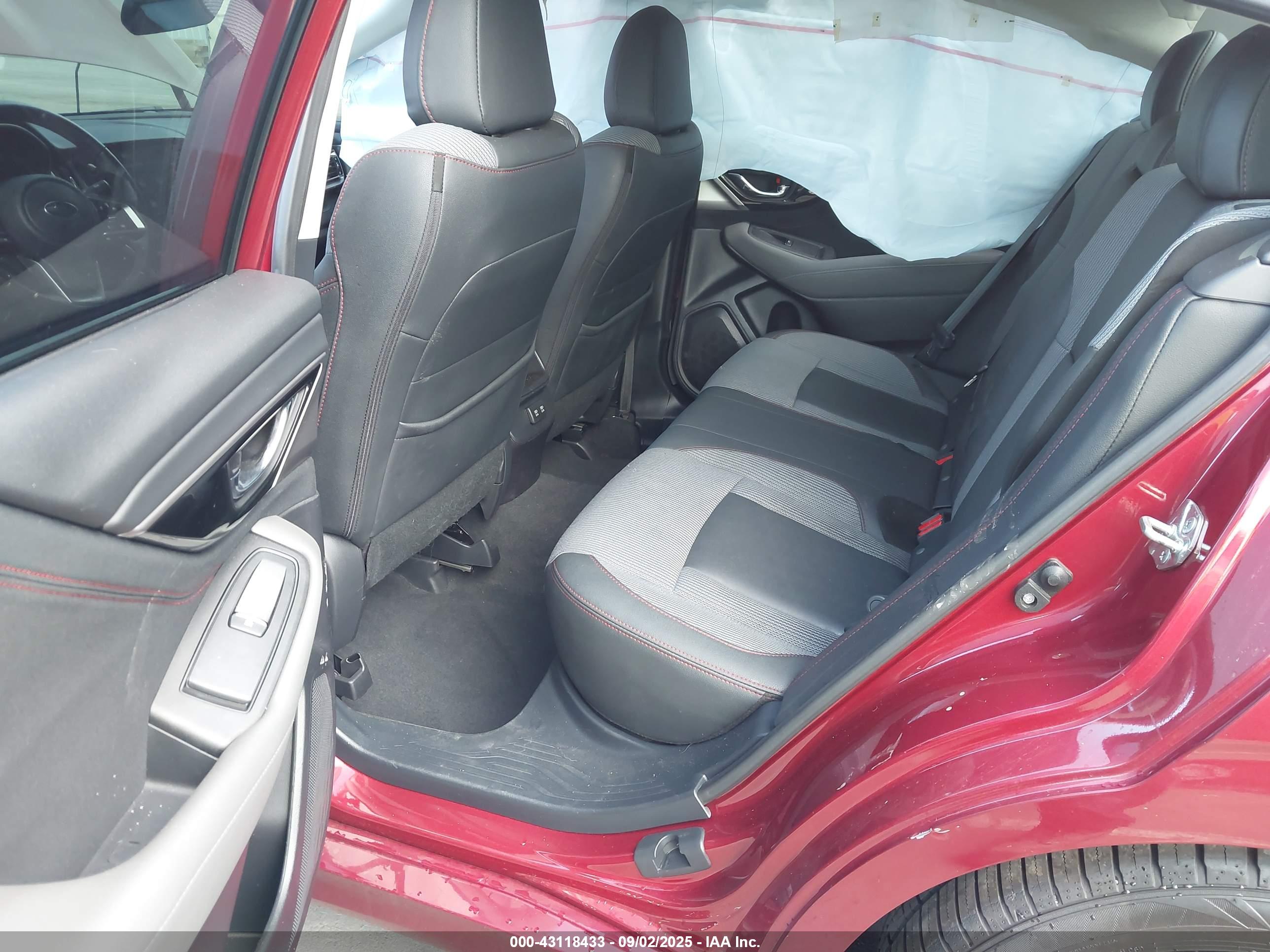 SUBARU LEGACY image 8