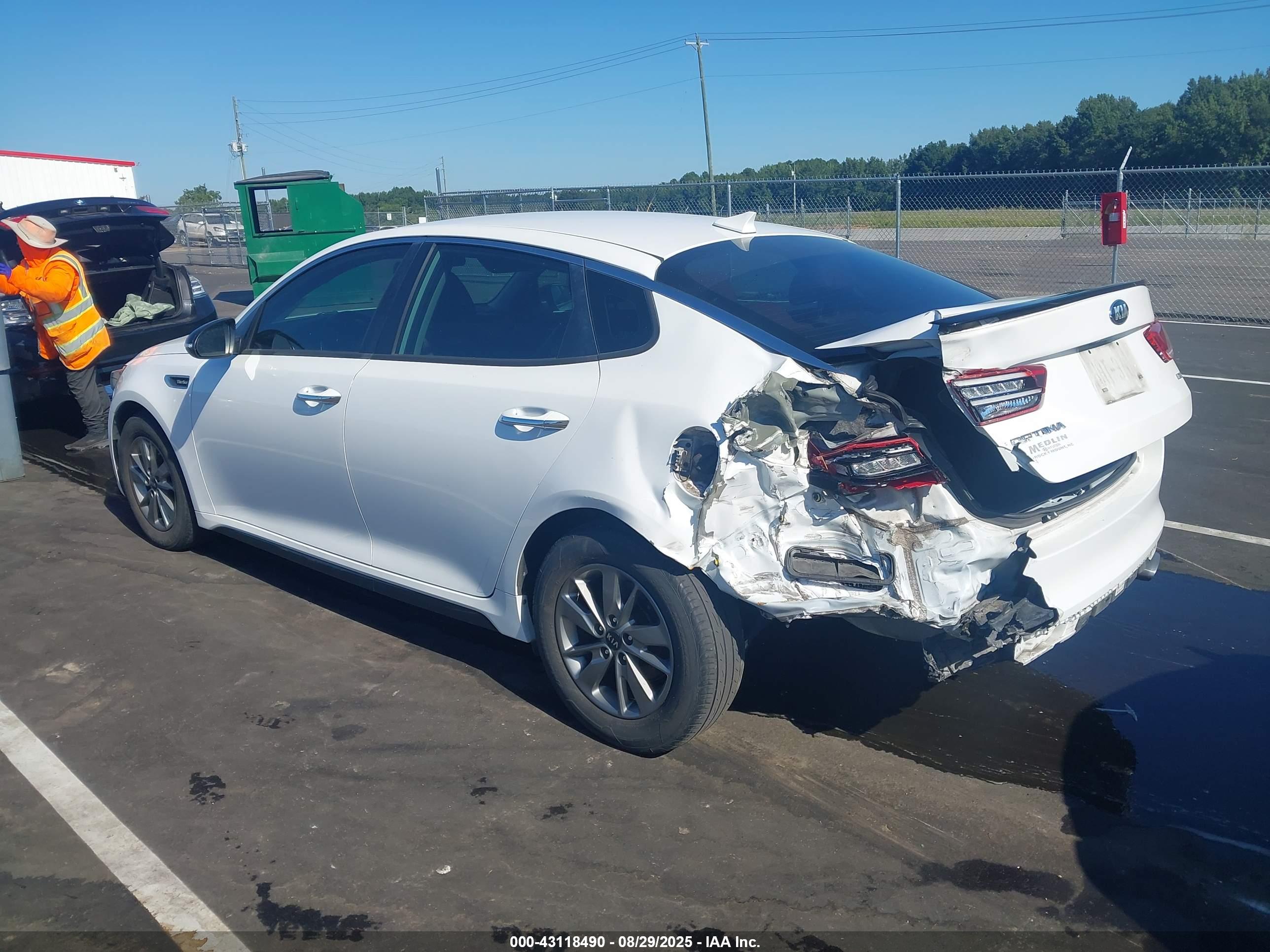 KIA OPTIMA image 3