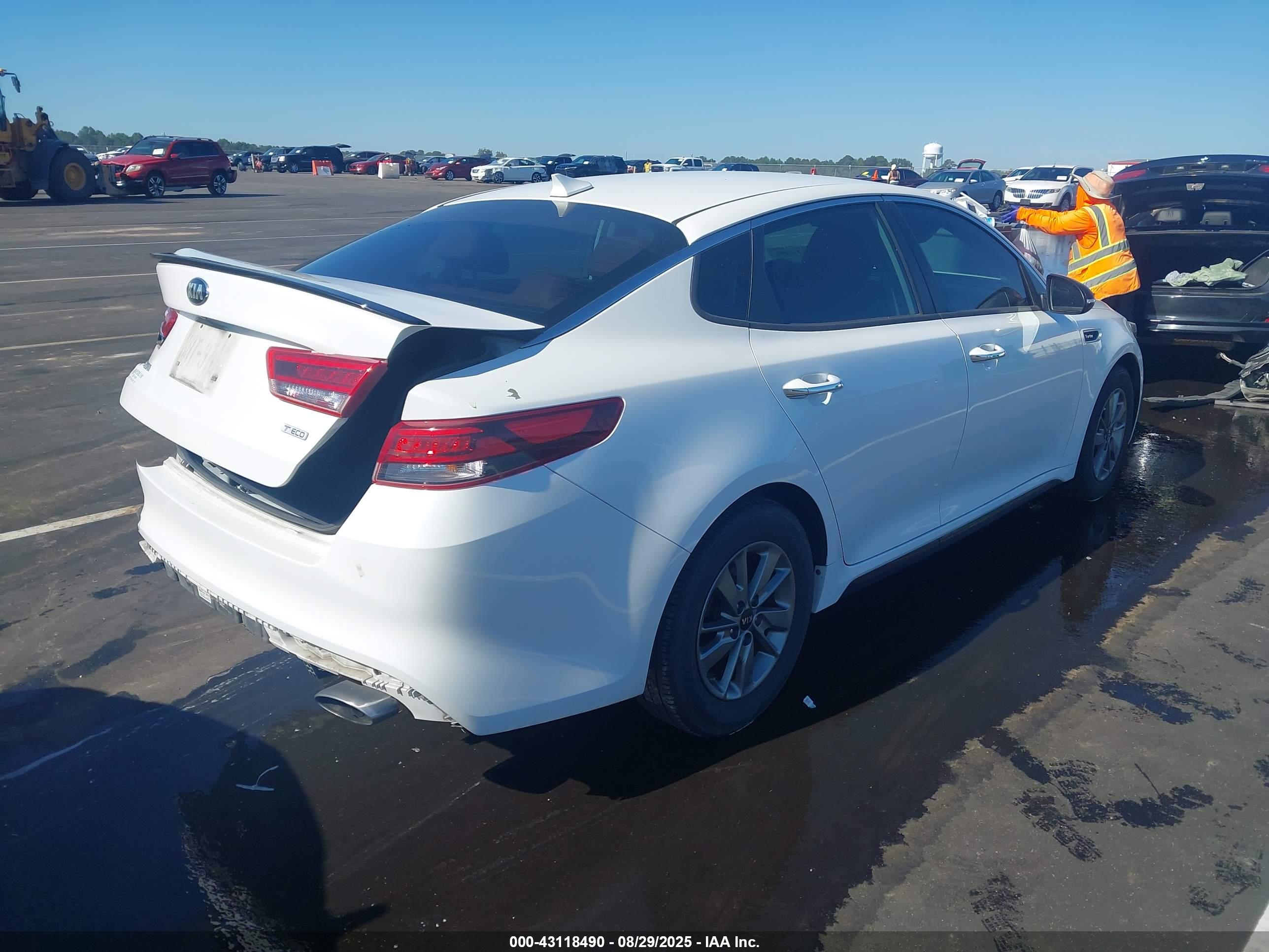 KIA OPTIMA image 4