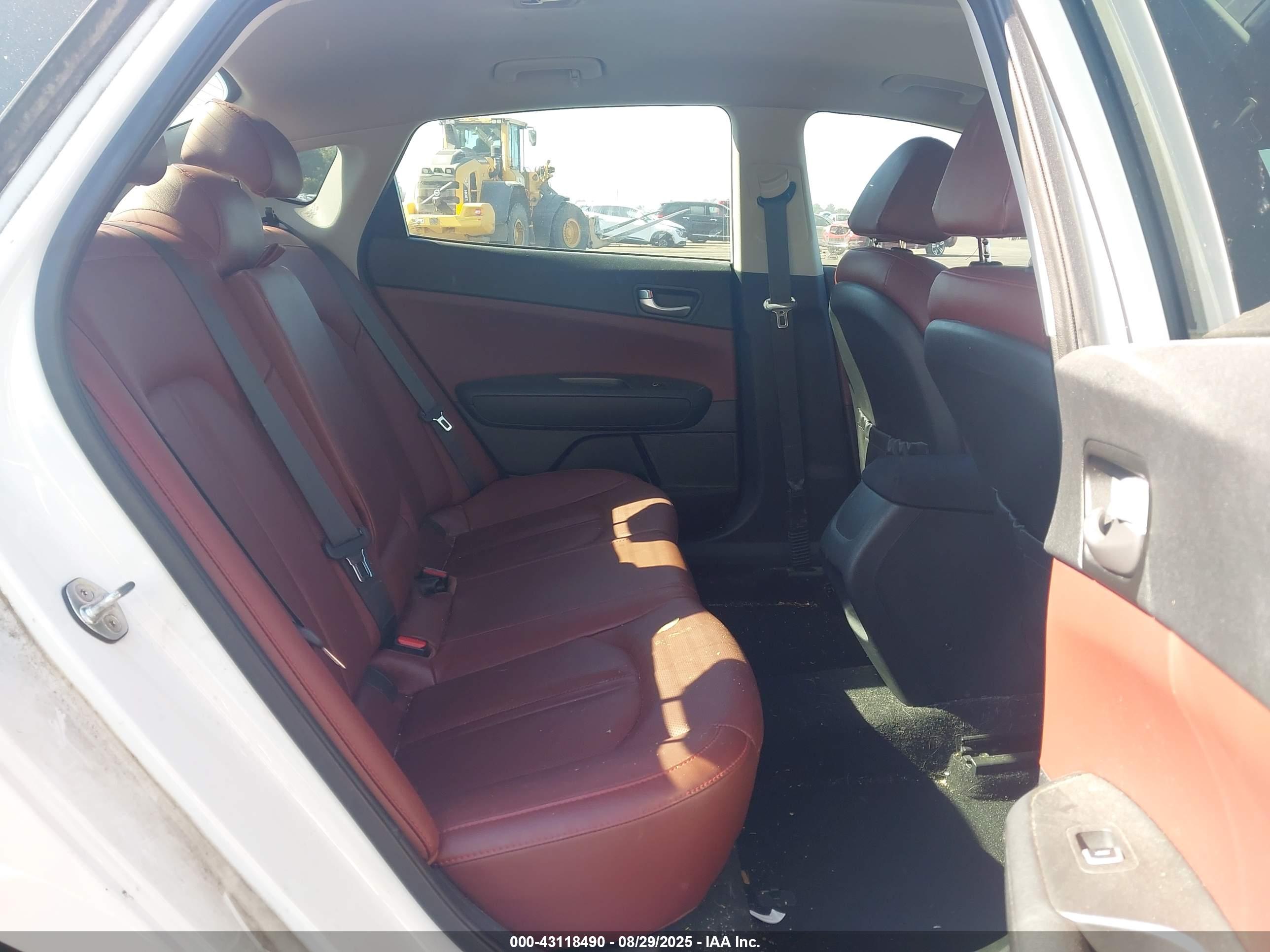 KIA OPTIMA image 8