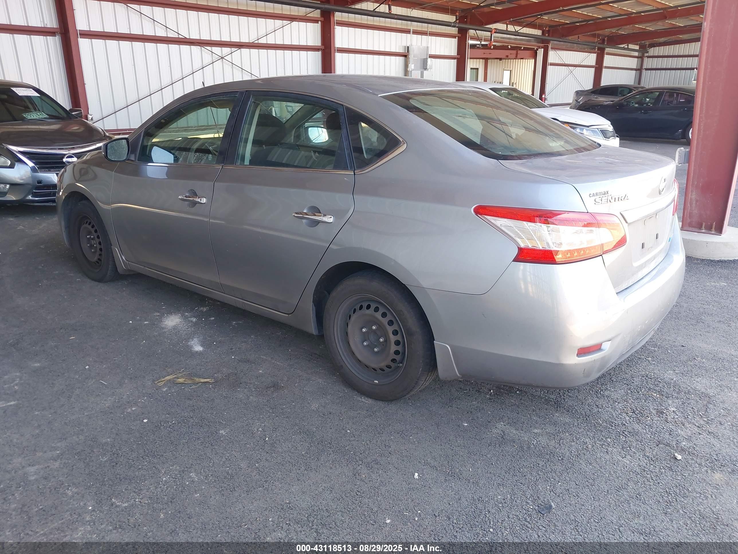 NISSAN SENTRA image 3