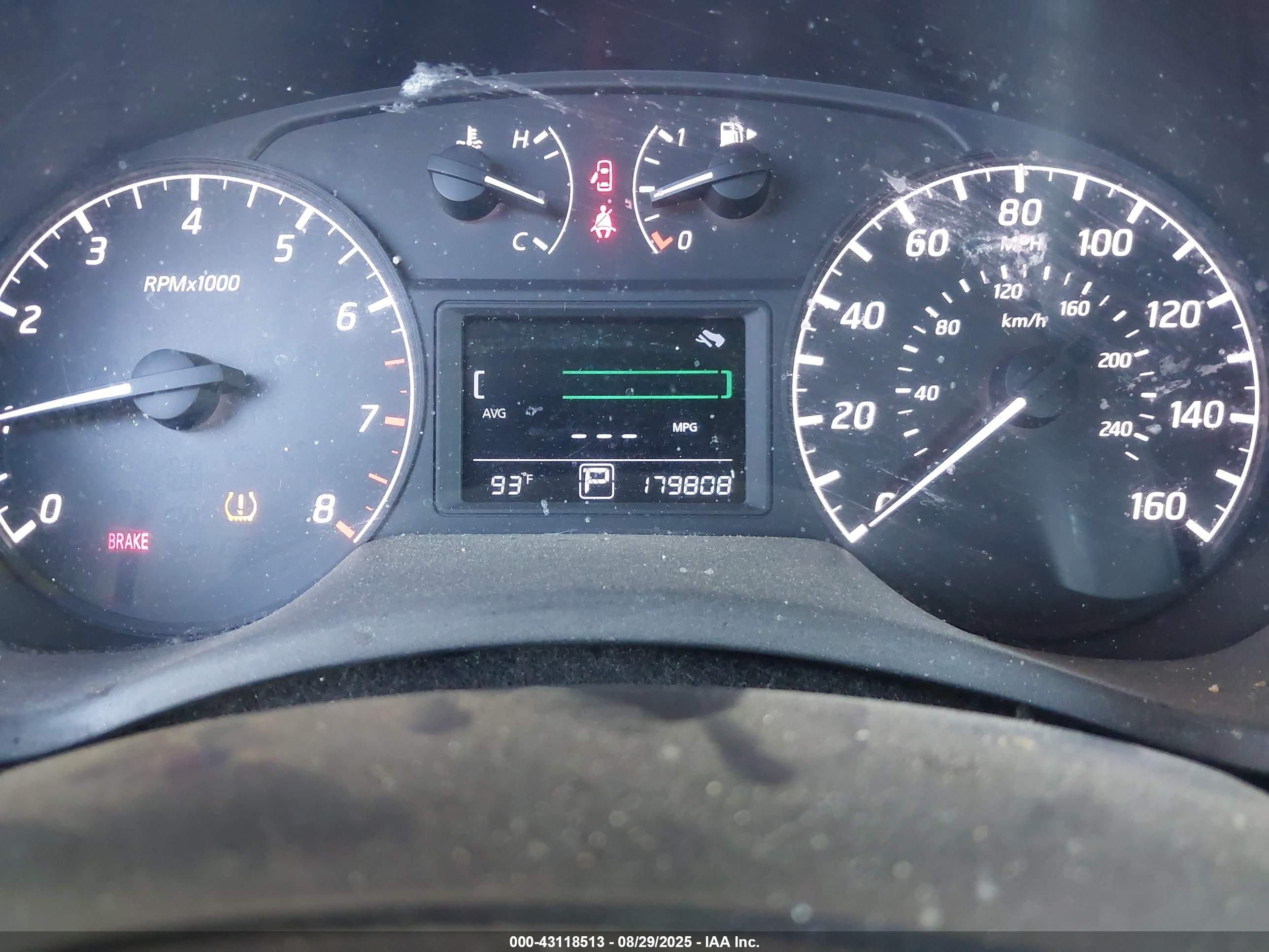 NISSAN SENTRA image 7
