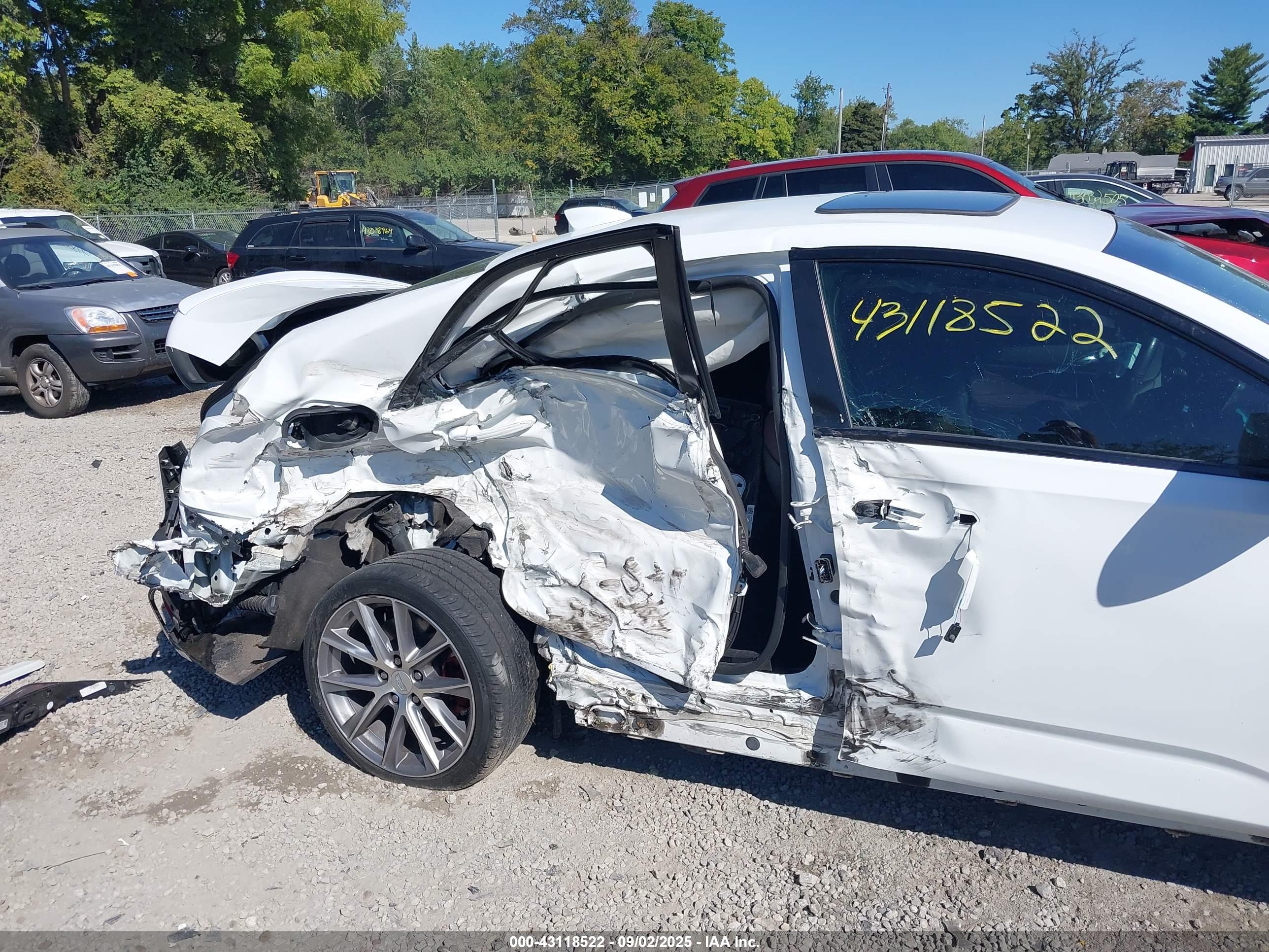 CADILLAC CT4 image 6