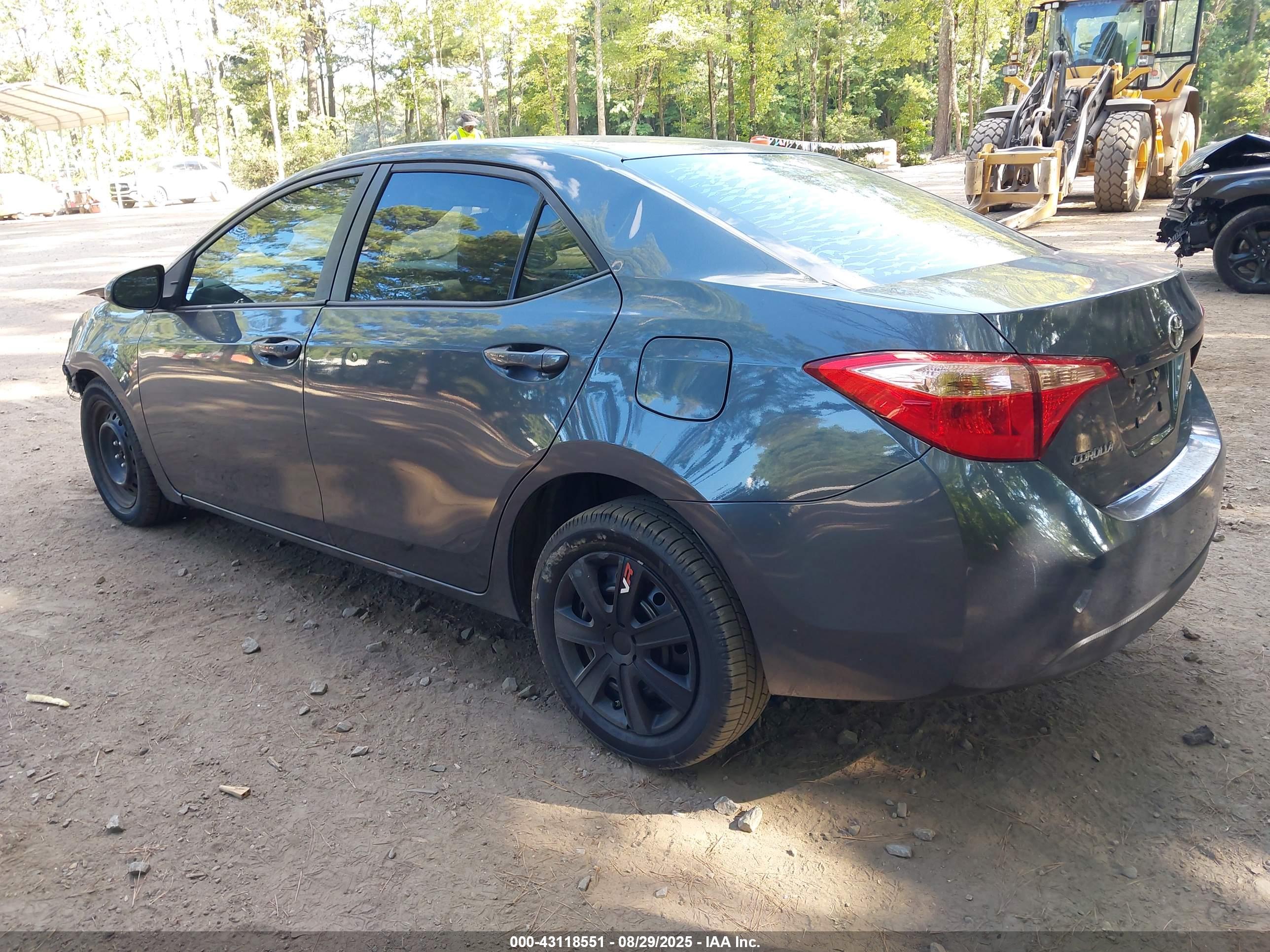 TOYOTA COROLLA image 3
