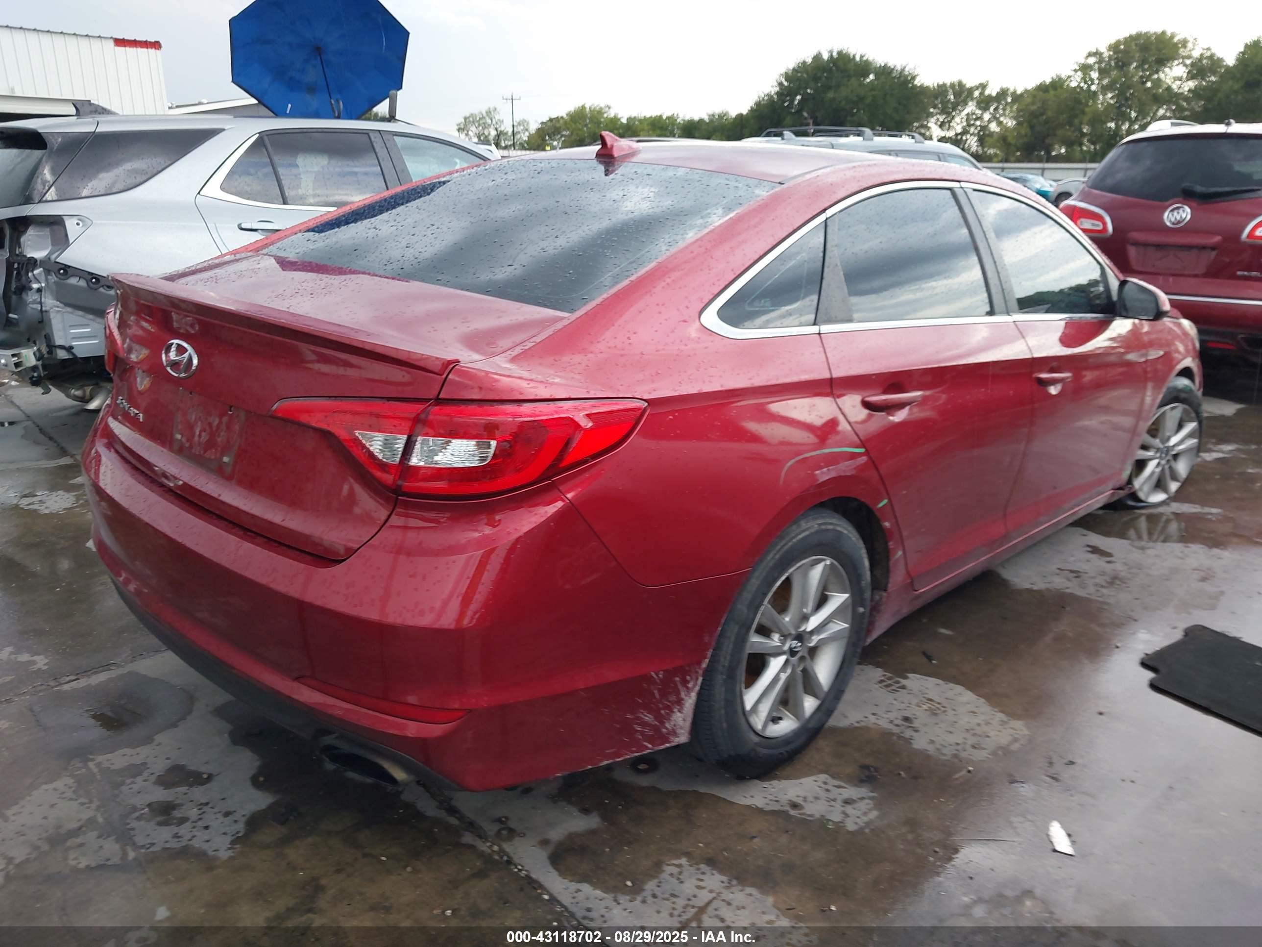 HYUNDAI SONATA image 4