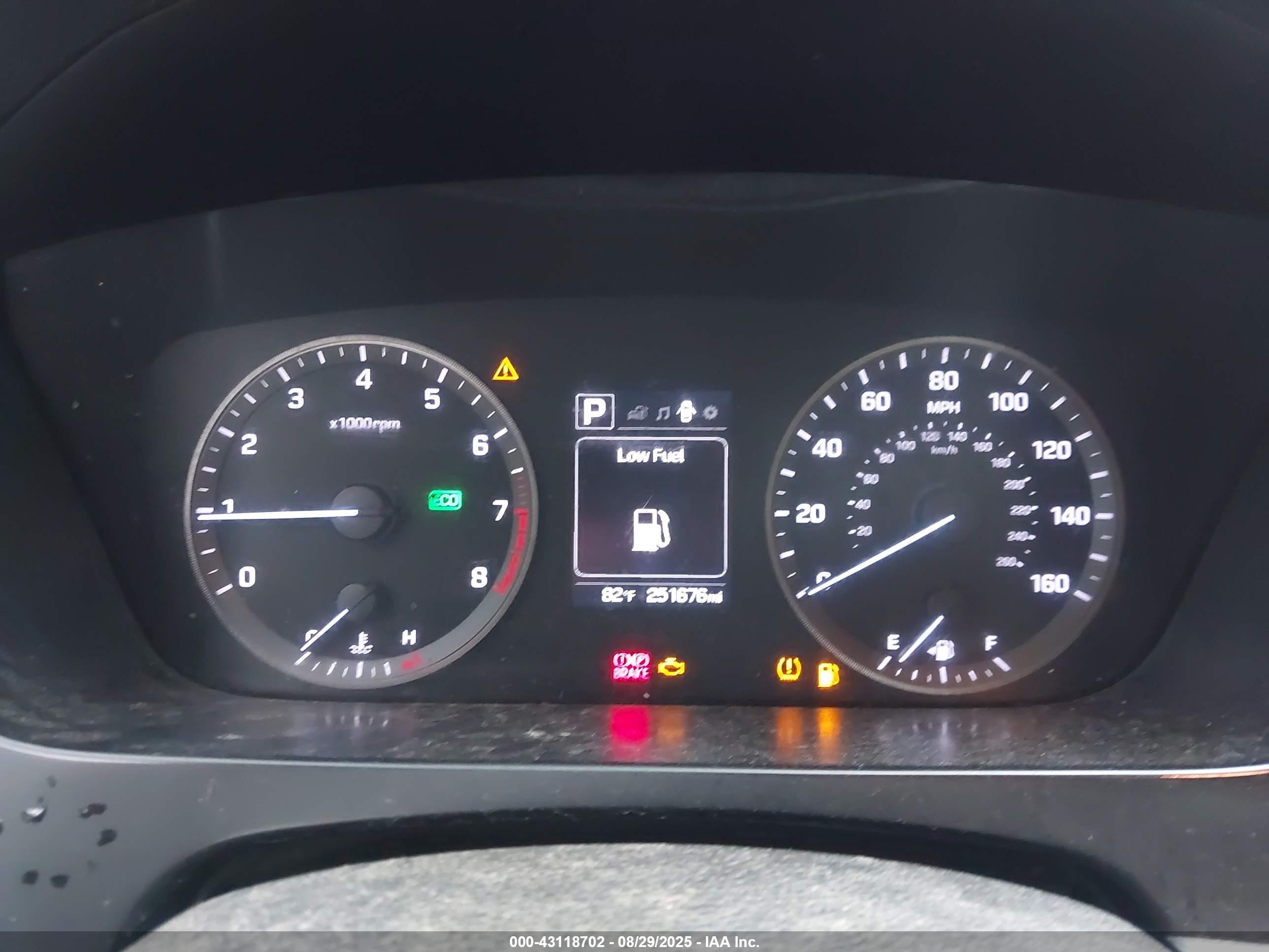 HYUNDAI SONATA image 7