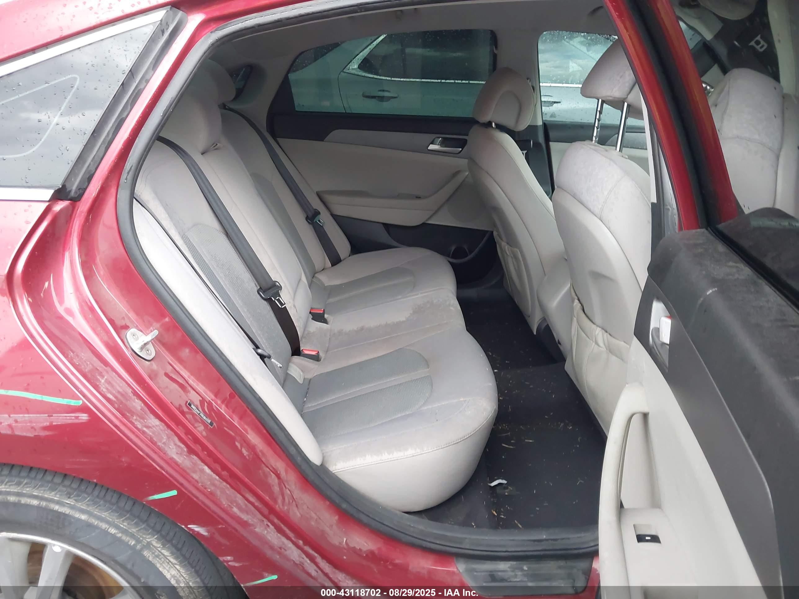 HYUNDAI SONATA image 8