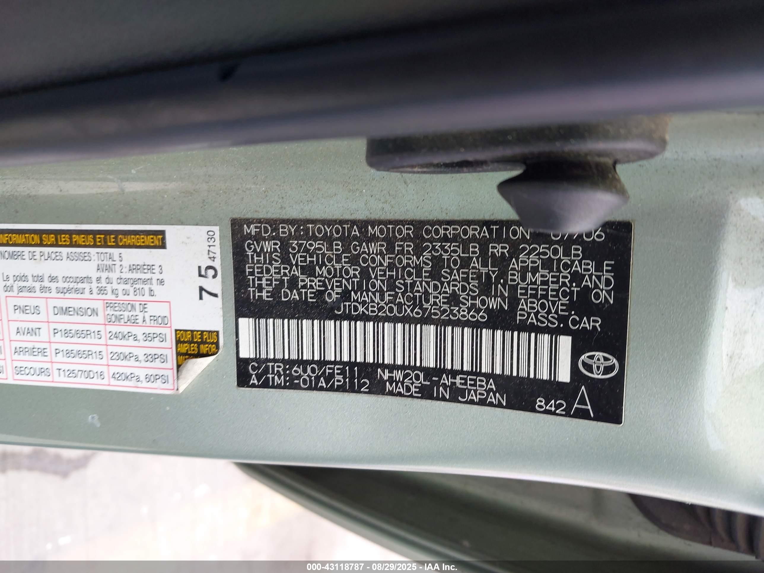 TOYOTA PRIUS image 9